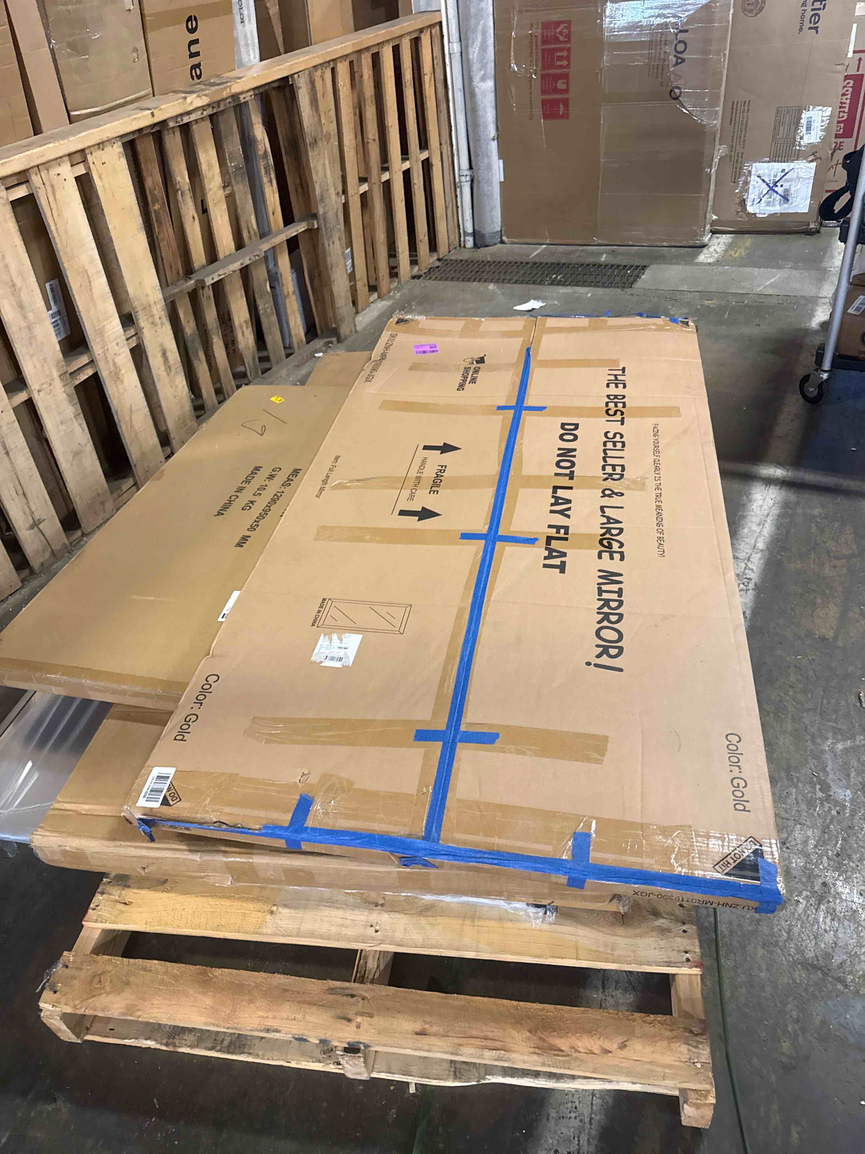 Condition photo showing New/Like New for nicbex oversized full length mirror with stand, 76"x35" aluminum alloy frame large floor mirror, large arched mirror full length, gold - free standing, leaning against wall or wall-mounted gold (arched) 76"l x 35"w