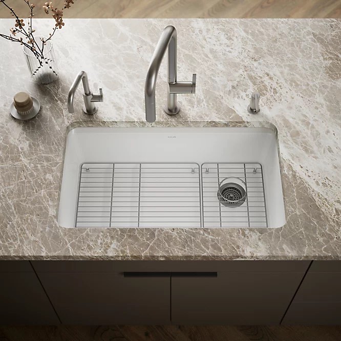 Condition photo showing New/Like New for riverby 5871-5ua1 white cast iron undermount sink (brand new) 33 x 22 9-13/16 inches