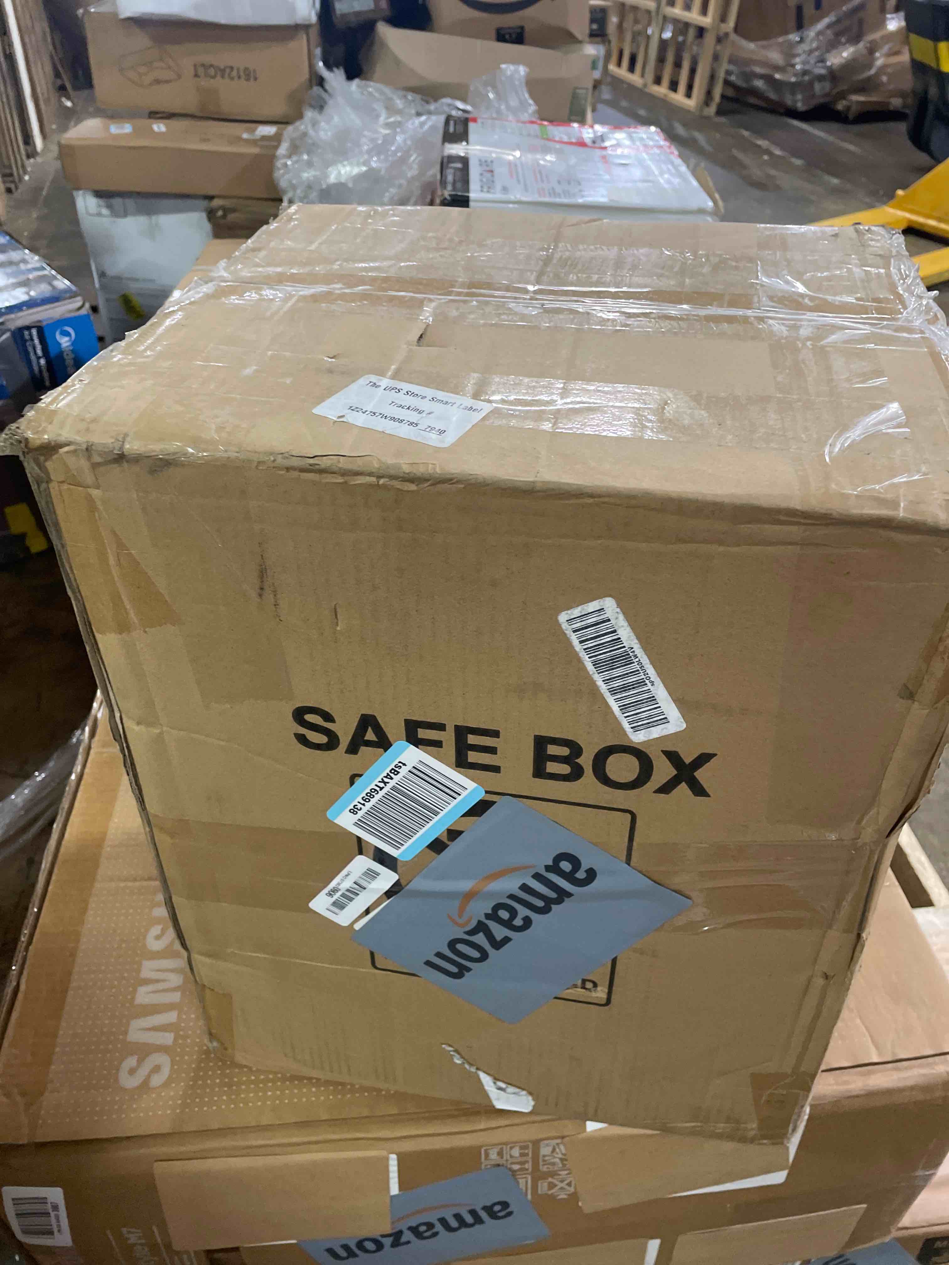 Condition photo showing Good Condition for [16.54" tall] safe box, 2.8 cuft home safes with fireproof bag, anti-theft security safes for home with programmable keypad spare keys, digital safety box for money documents valuables jewelry (used)