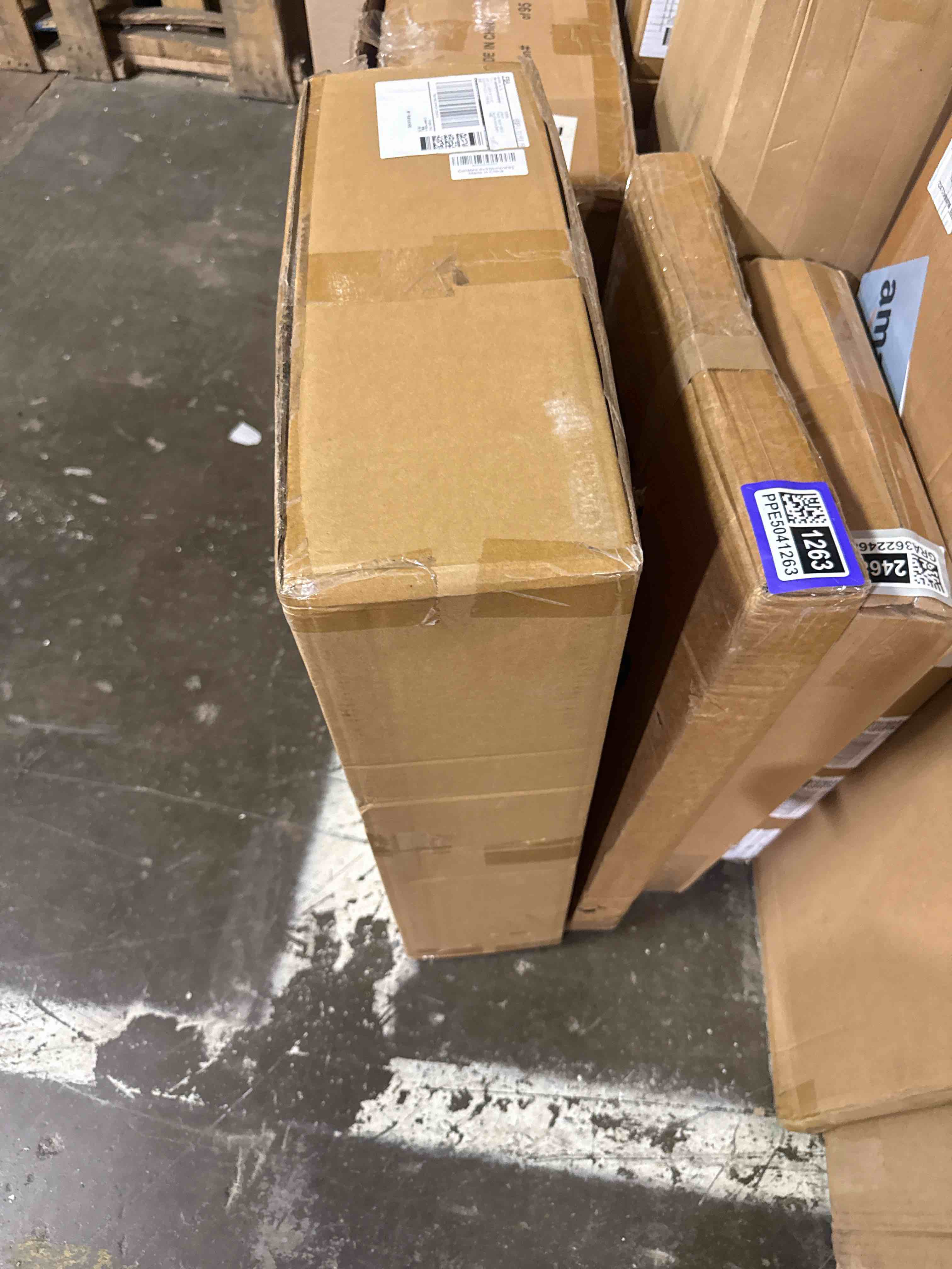Condition photo showing New/Like New for #6 ×1-1/4 inch drywall to wood collated screws – 6000 count (6 pack of 1000-count buckets), black coarse thread sheetrock screws