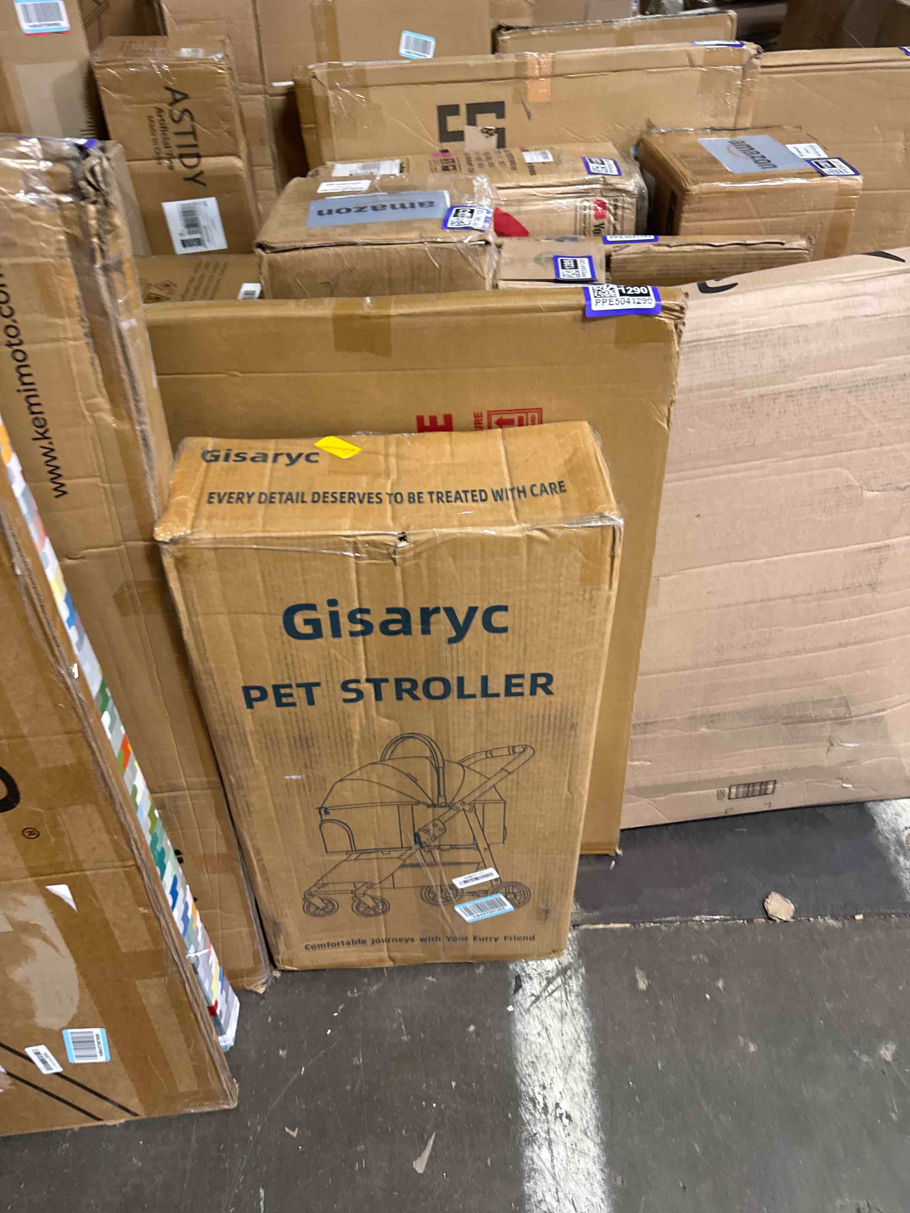 Condition photo showing New/Like New for bestpet | 3-wheel pet stroller | dog and cat stroller | breathable mesh | lightweight travel carrier | waterproof & foldable design | storage basket | black | for daily walks & outdoor use