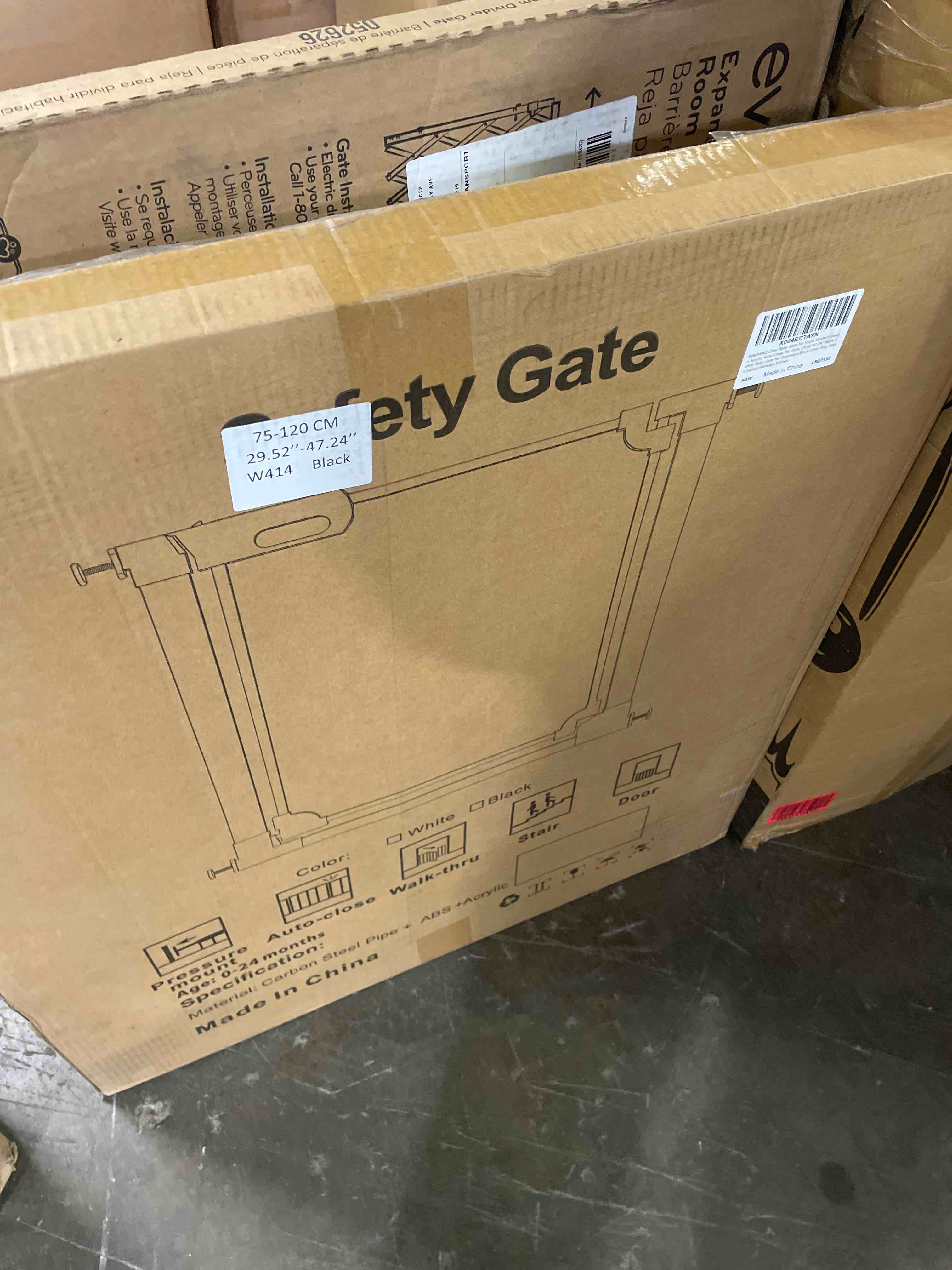 Condition photo showing New/Like New for waowao clear baby gate for stairs modern design acrylic auto close pet gate, 29.52-47.24" wide safety baby gate for doorways,black clear dog gates indoor,hallways,kitchen black 29.52-47.24"