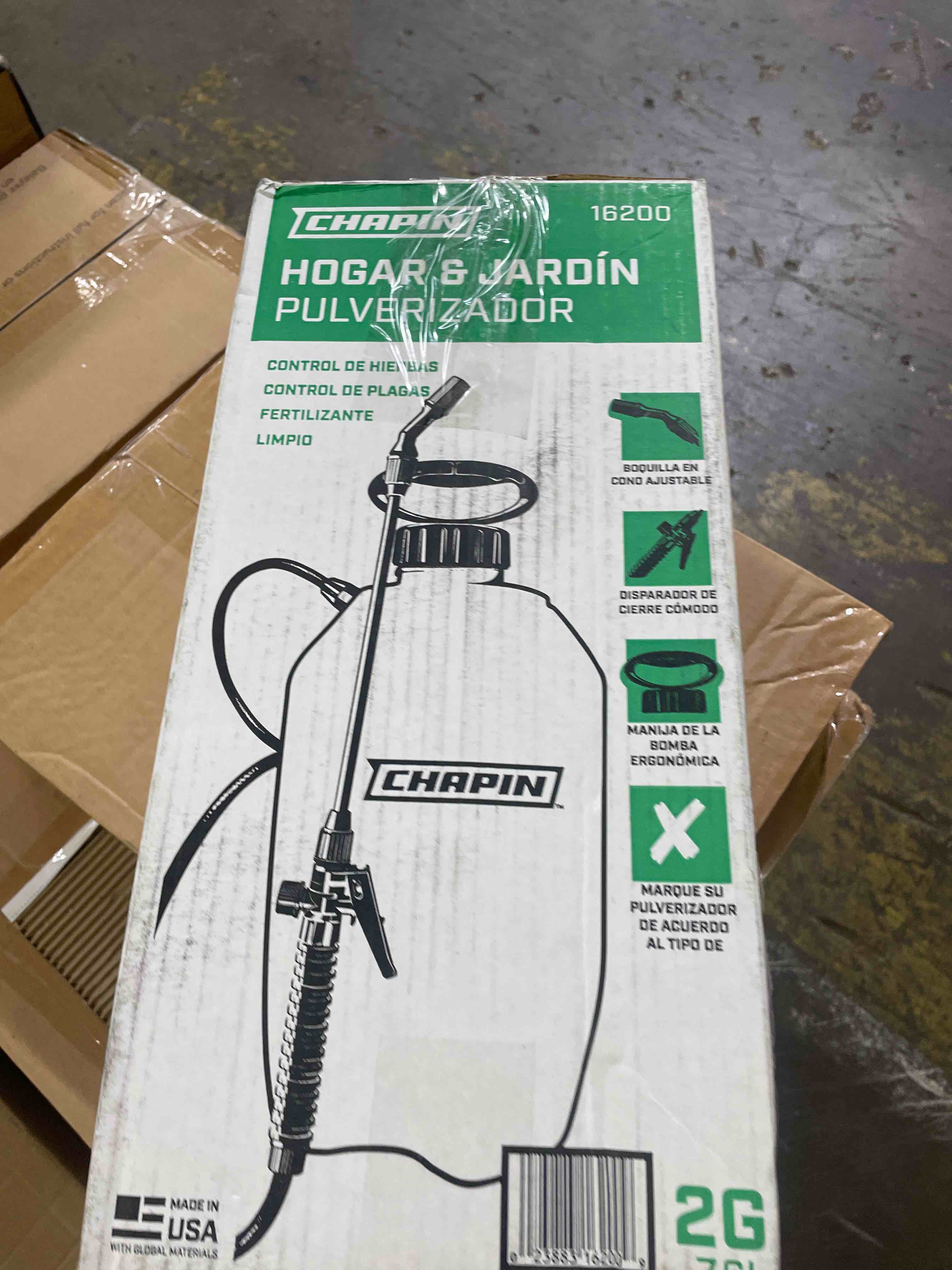 Condition photo showing New/Like New for chapin 16200 pump sprayer, 2-gallon, lawn & garden translucent poly tank, adjustable cone nozzle, ergonomic handle & in-tank filter for herbicides, pesticides & fertilizers 2 gal sprayer