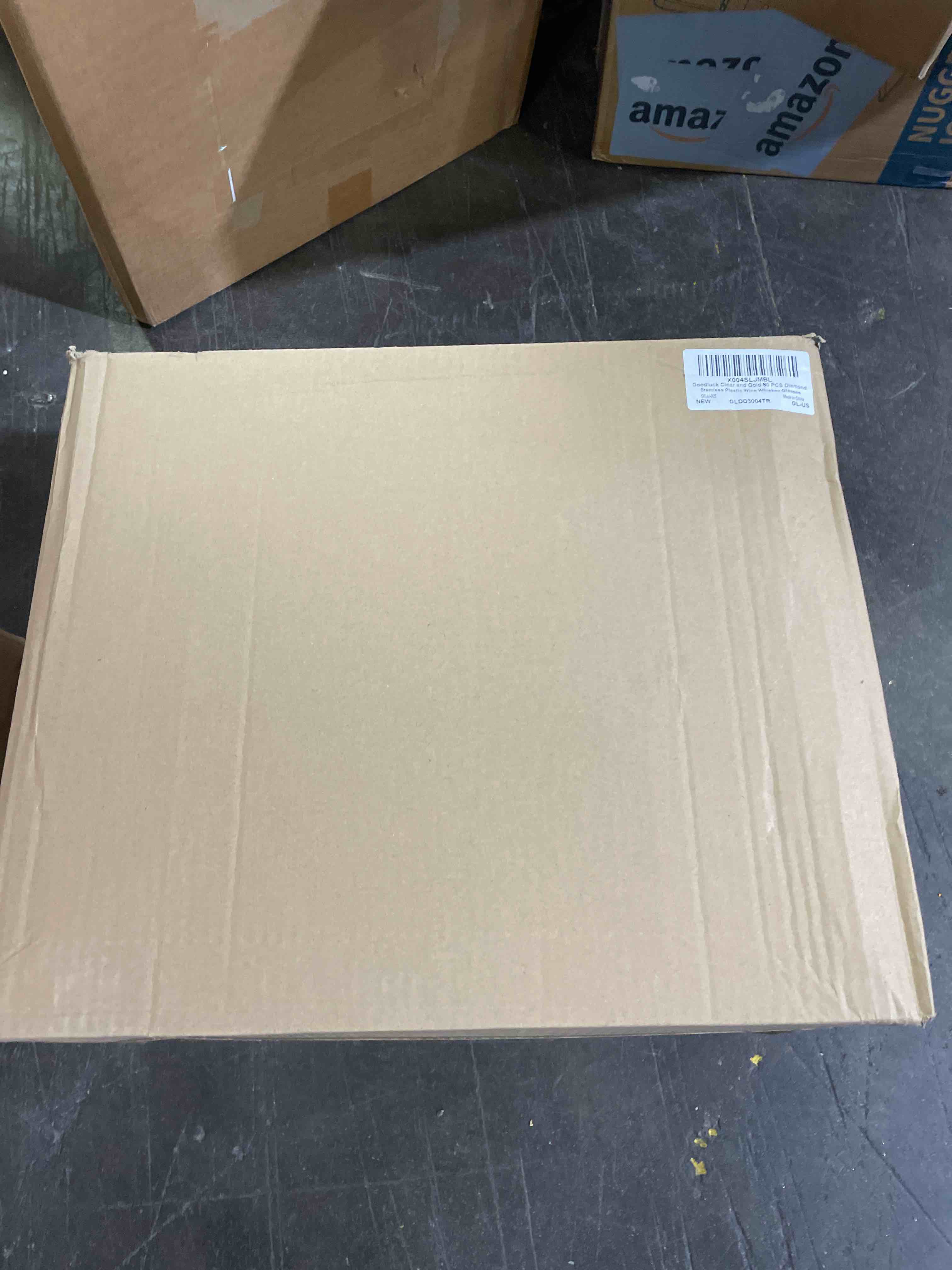 Condition photo showing New/Like New for goodluck 80 pcs diamond stemless plastic wine whiskey glasses, 12 oz disposable cocktail glasses, suitable for weddings, birthday parties, family gatherings, bars, etc ?gold rimmed cups? clear and gold 80