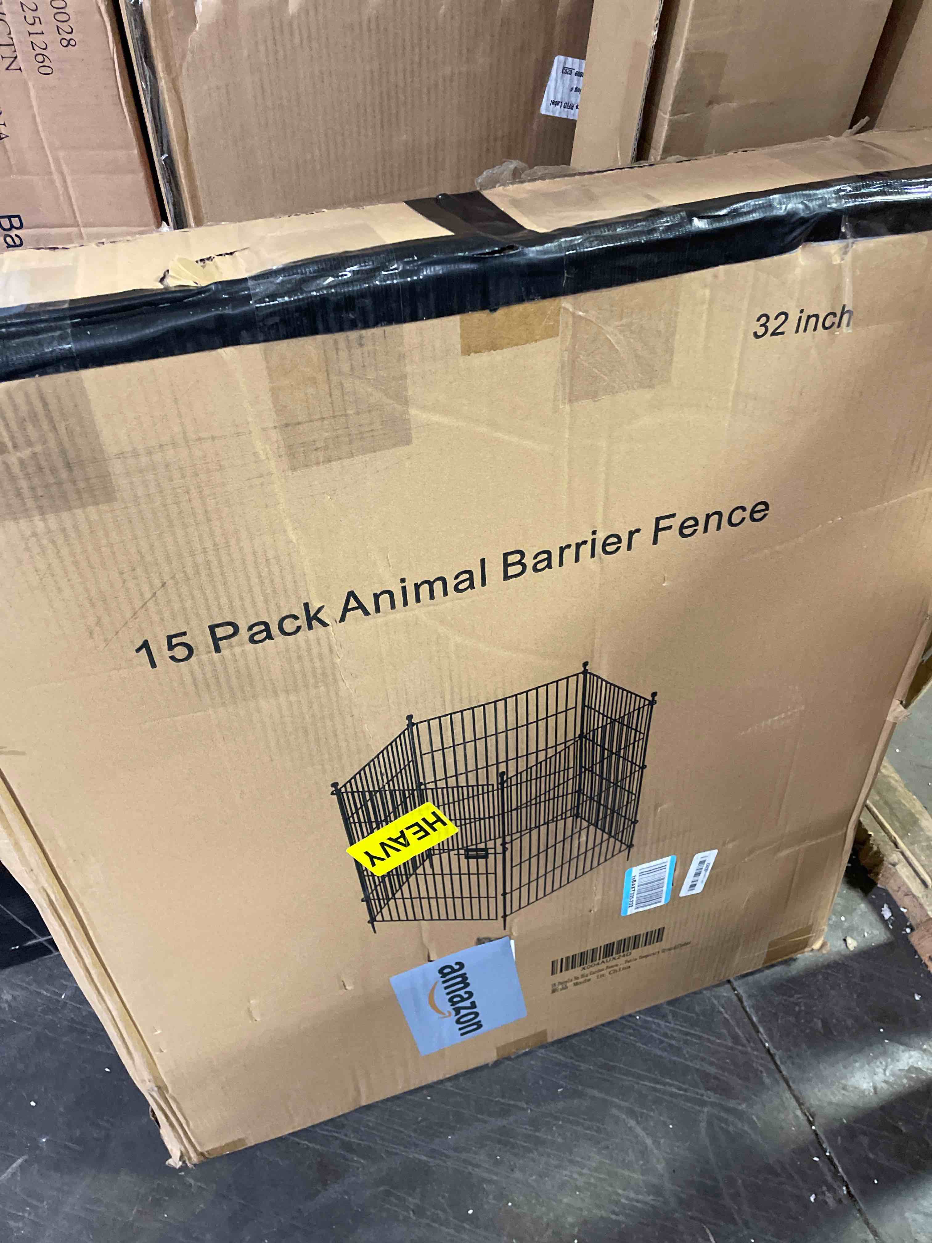 Condition photo showing New/Like New for no-dig decorative outdoor garden fence for yard, animal barrier fencing for dog | rustproof metal temporary fence for patio, pet and flower bed | 32in (h) x 35.4ft(l), 15 panels with lock 15 panels-32 in(h) x 35.4 ft(l) with gate