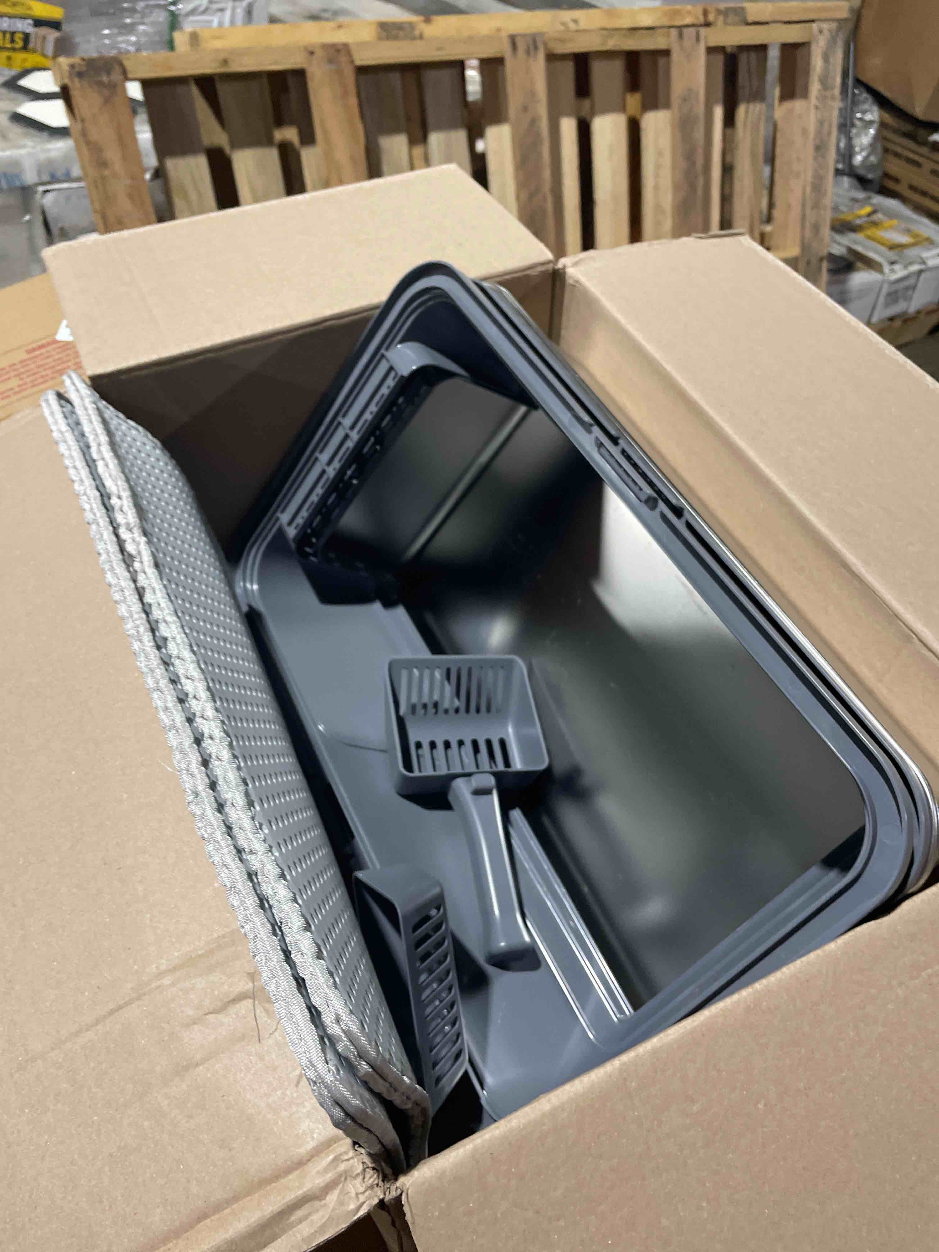 Condition photo showing New/Like New for (2)stainless steel cat litter box, large high sided top entry kitty litter pan with scoop for big cats, anti splashing open top metal litter tray (black)