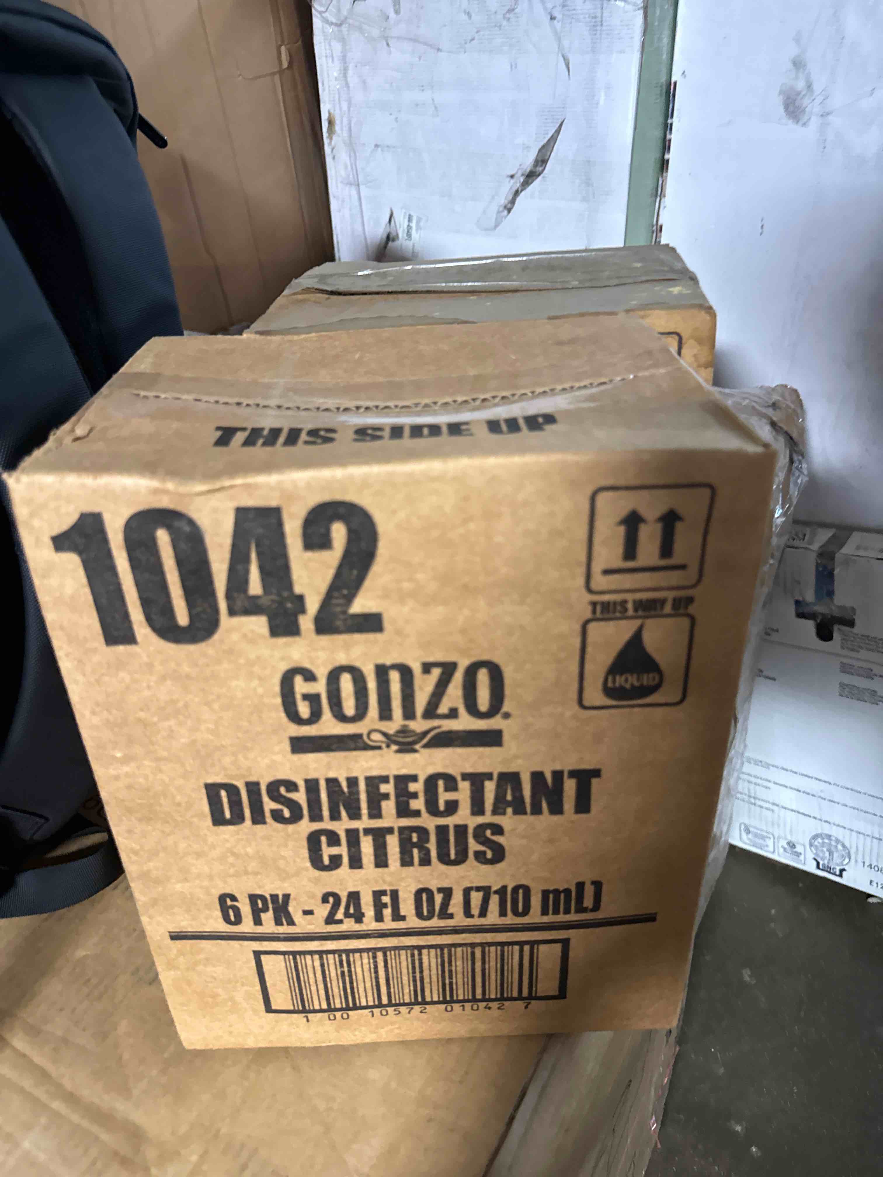 Condition photo showing New/Like New for 6 pack weiman gonzo desinfectant citrus 24fl + free microfiber cleaning cloth