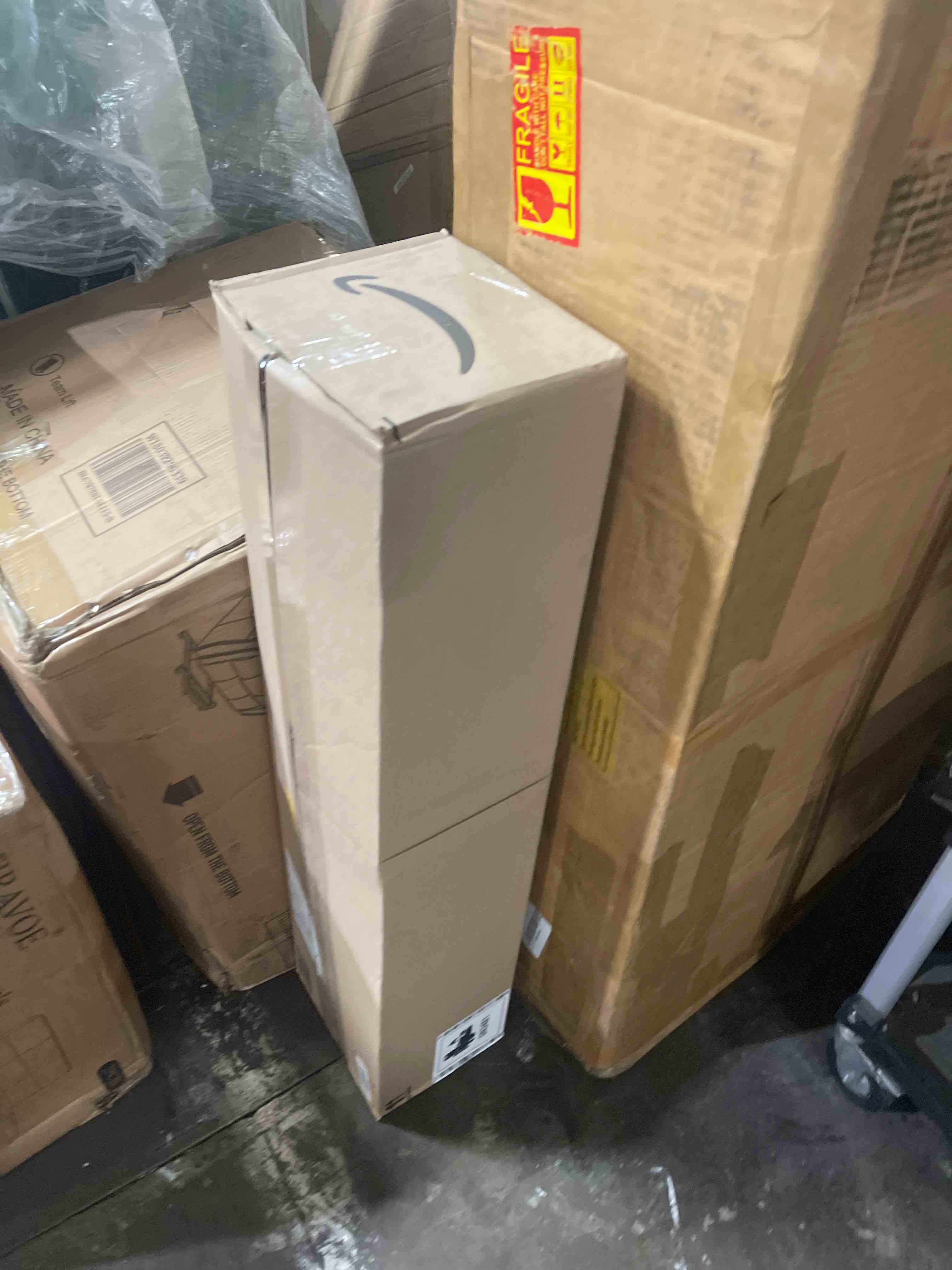 Condition photo showing New/Like New for folding piano 61 key, foldable sensitive electric piano for beginners, portable piano keyboard with sheet music stand, bag, pedal