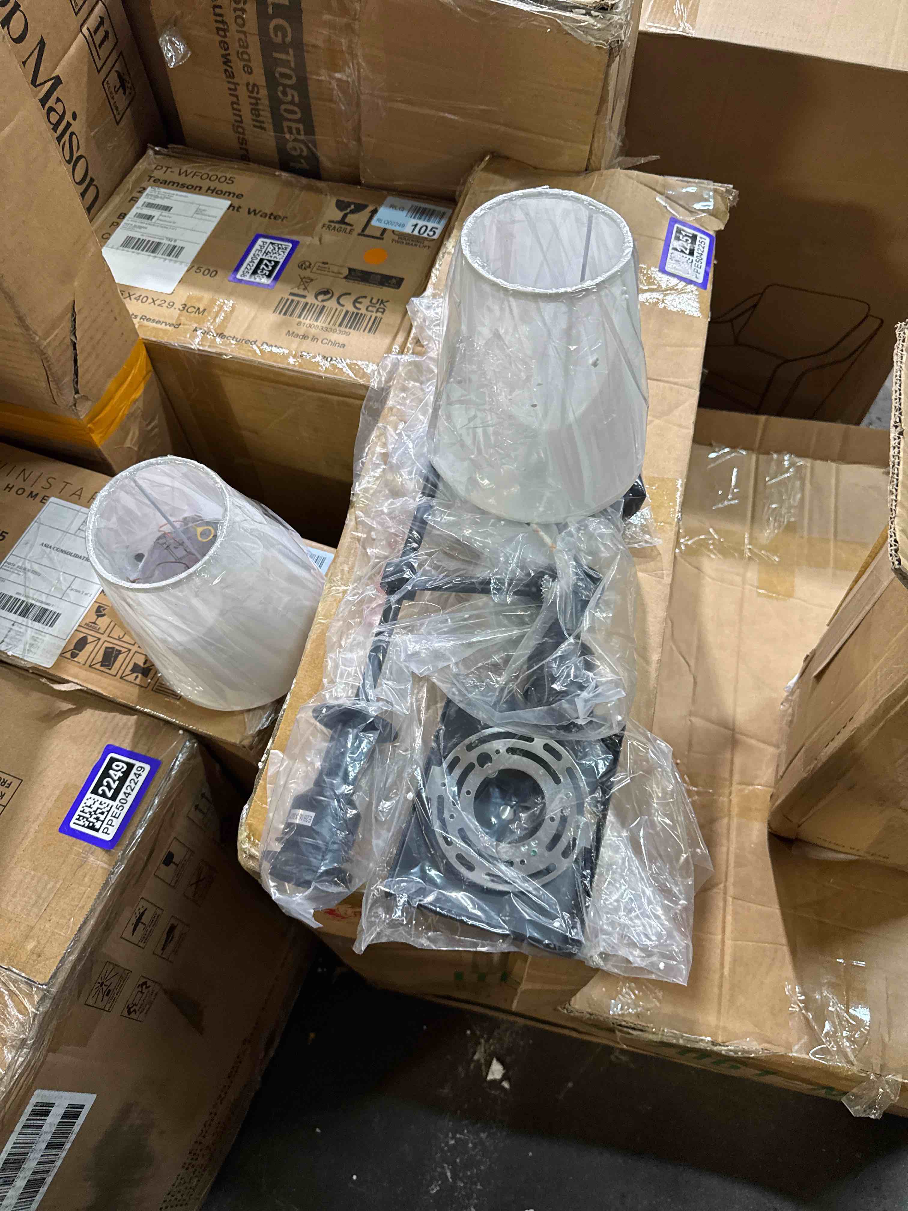 Condition photo showing As Is for lynnoland set of 2 touch control table lamps with 2 usb & ac outlet, 3-way dimmable bedside nightstand lamps for bedroom living room nursery, 800 lumens 5000k daylight bulbs included (2 pack)white & matte black(base)-5000k bulbs included(similar hanging light )