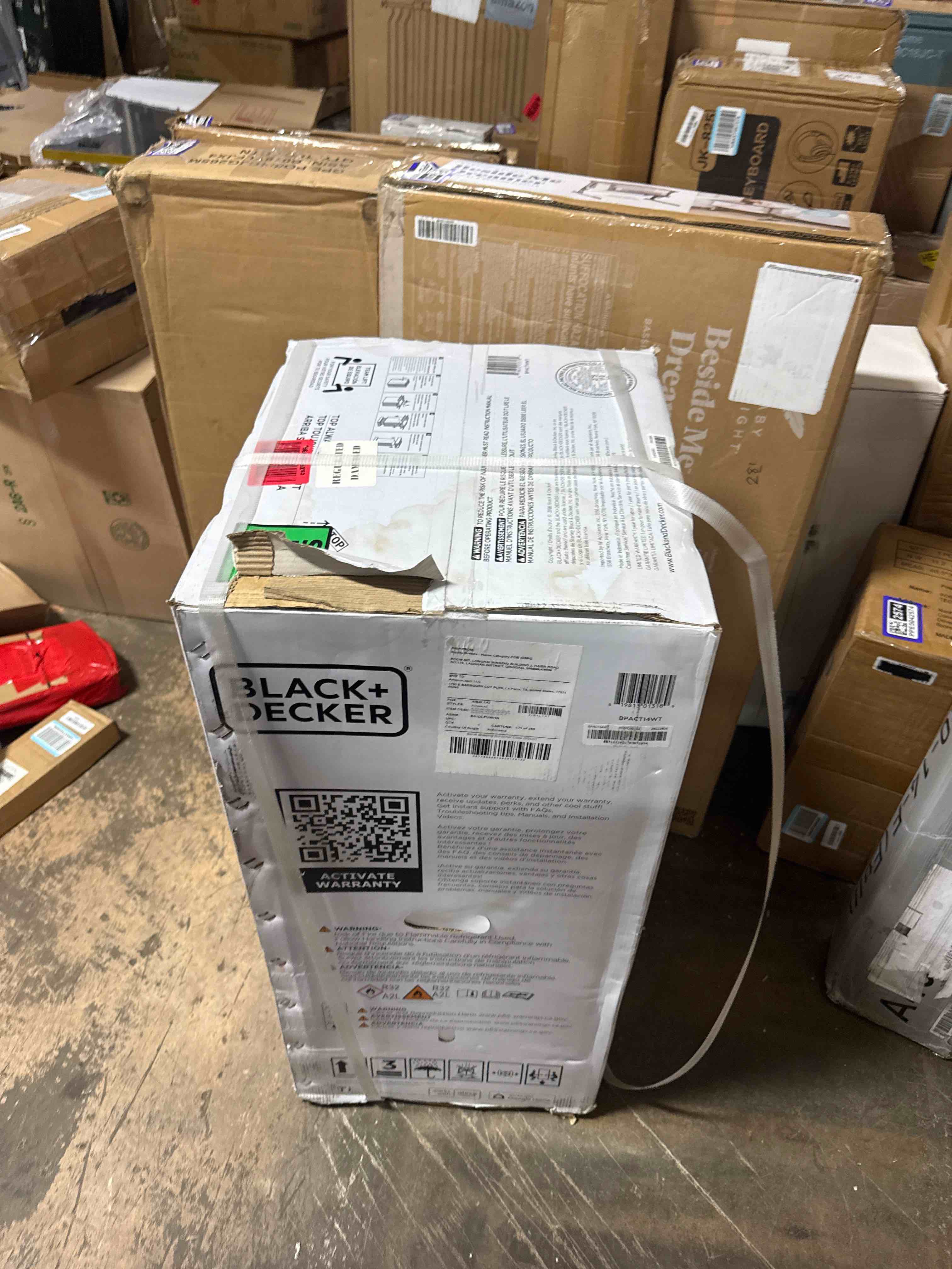 Condition photo showing Good Condition for black+decker smart portable air conditioner, 14,000 btu for rooms up to 700 sq. ft., smart portable ac with follow me remote and window kit, bpact14wt, white