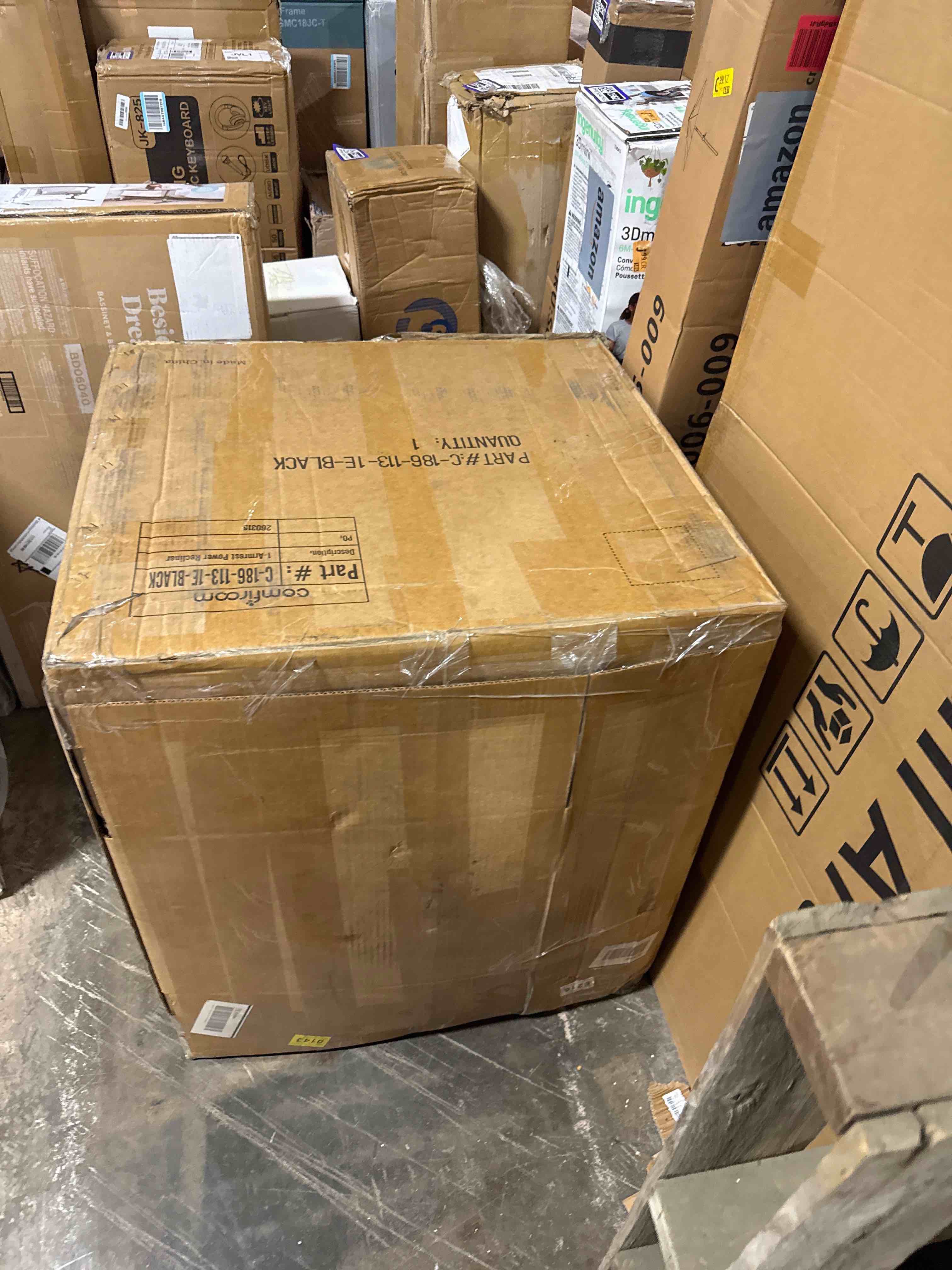 Condition photo showing As Is for comfiroom home theater seating seats classic series top grain leather loveseat recliner chair dual power movie gaming sofa electric headrest with tray table (black, row of 3 loveseat right) (armless chair only)