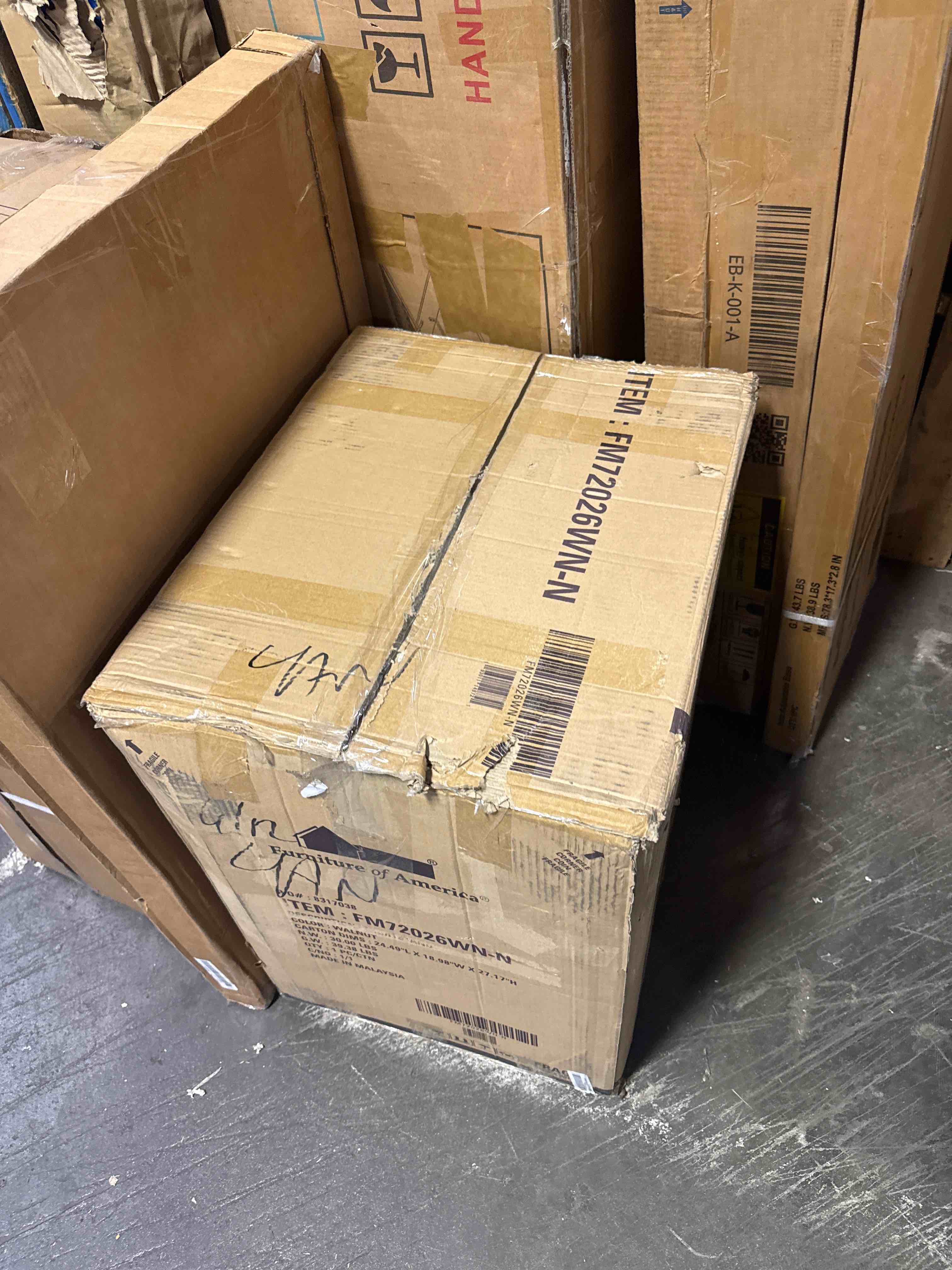 Condition photo showing New/Like New for furniture of america altimari nightstand in walnut