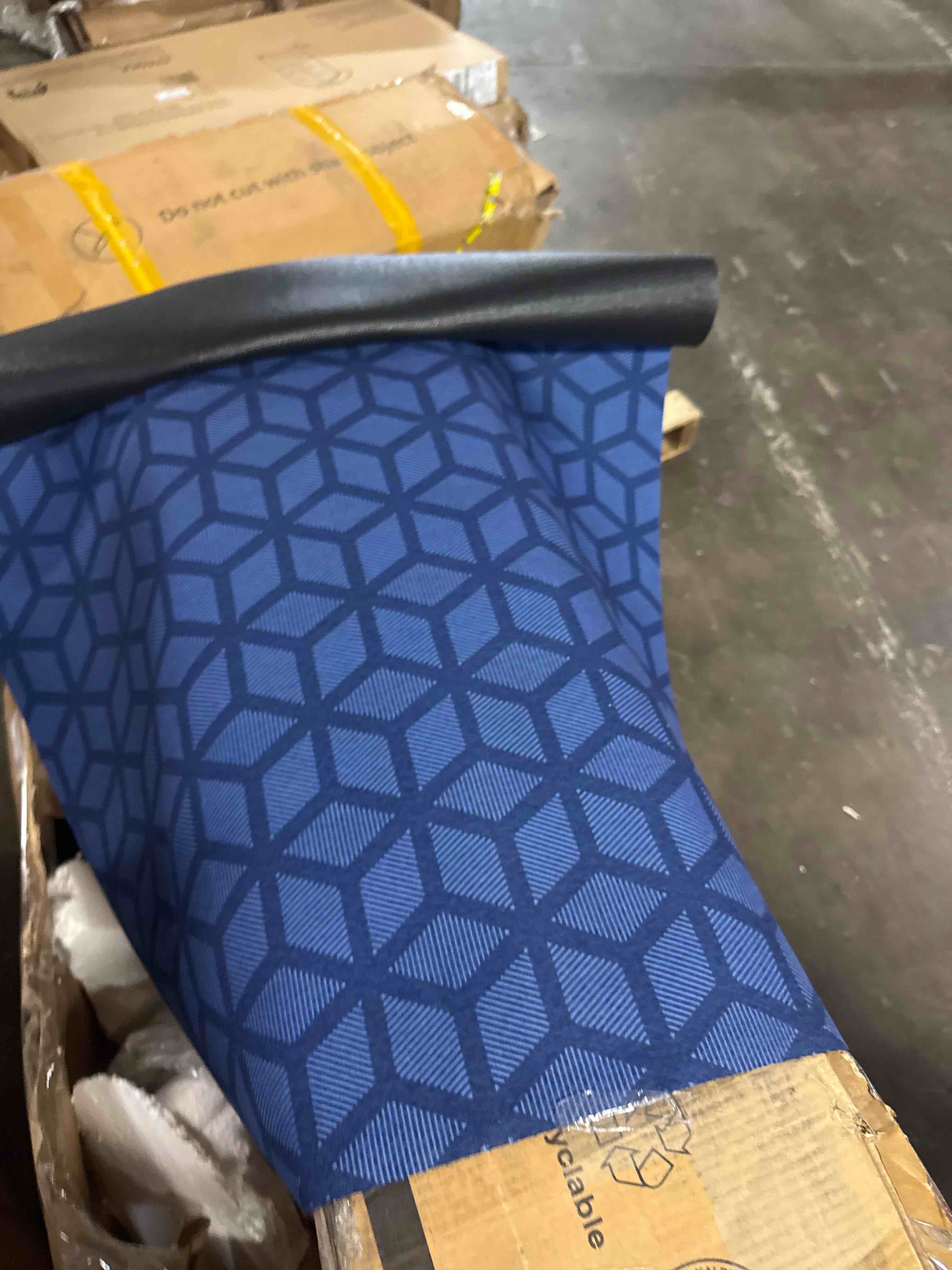 Condition photo showing As Is for kuta moroccan rugs for entryway, 2x3 navy blue entrance small area rug, non-slip washable ultra soft vintage geometric low-pile indoor door mat floor carpet for kitchen 2' x 3' (rectangular) navy blue/white