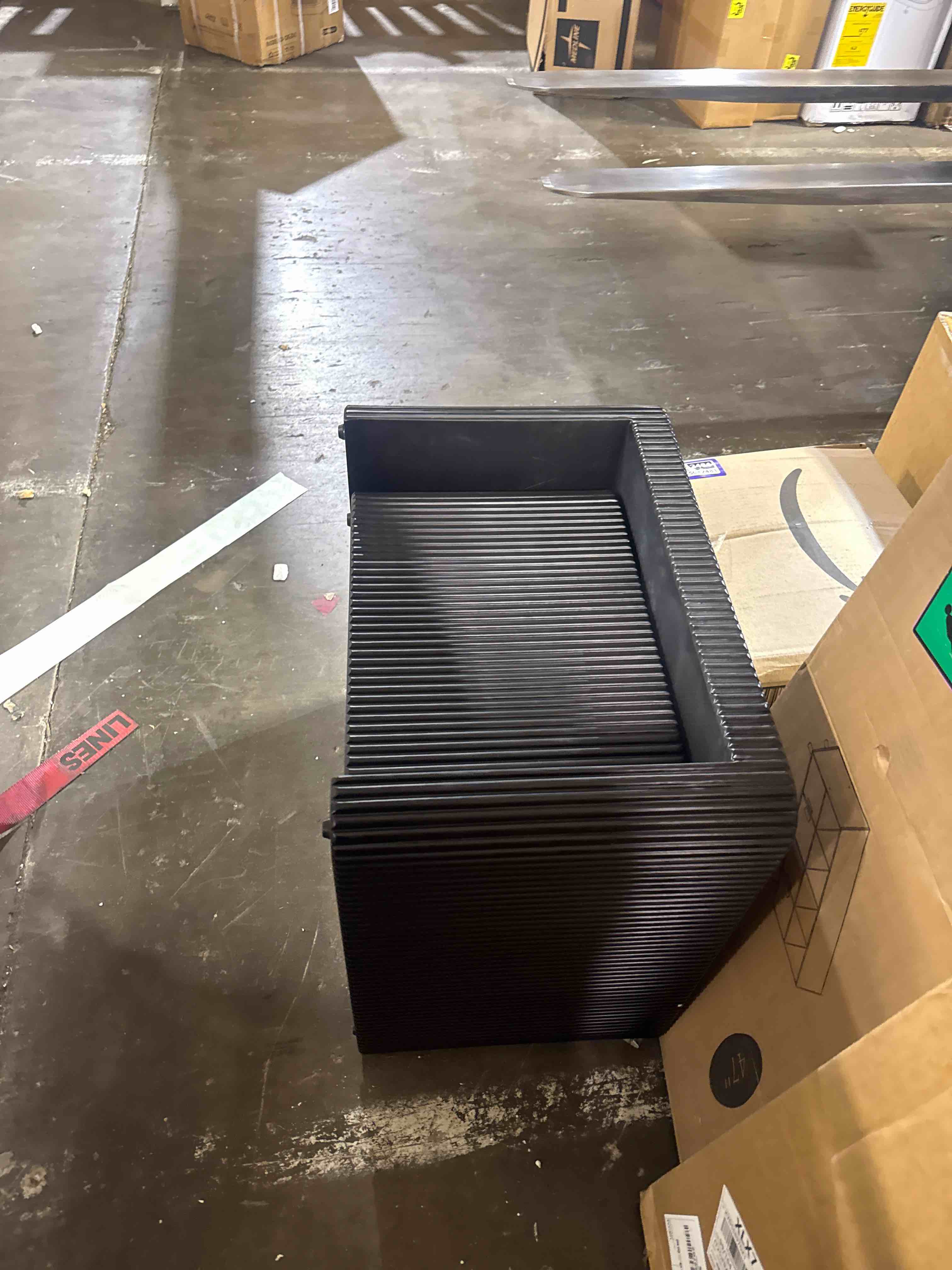 Condition photo showing Good Condition for square nesting coffee table, wooden coffee table, no need assembly modern fluted nesting tables coffee tables for living room