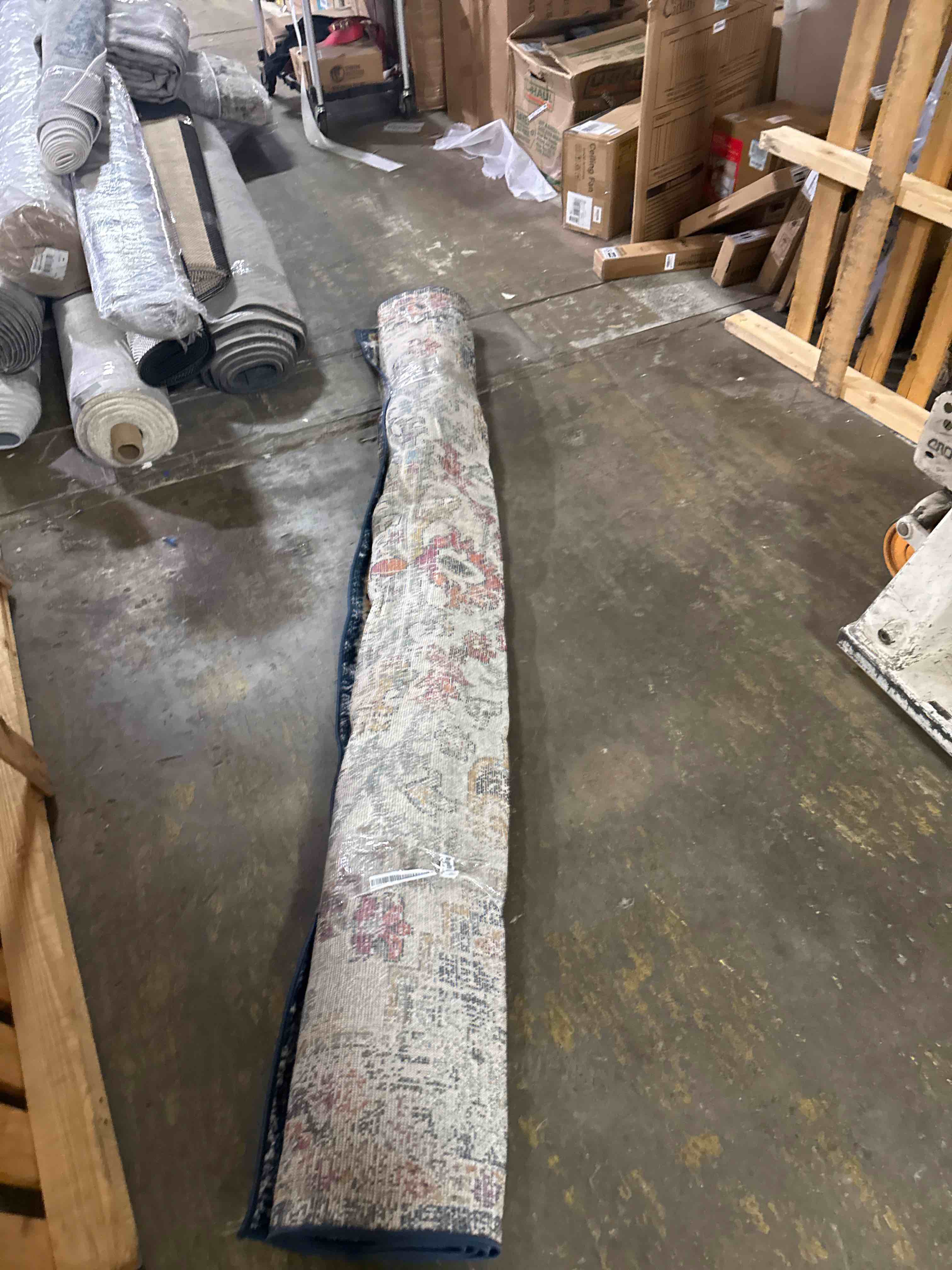 Condition photo showing Good Condition for odelia vintage bohemian area rug,7'10" x 10'3",orange/navy