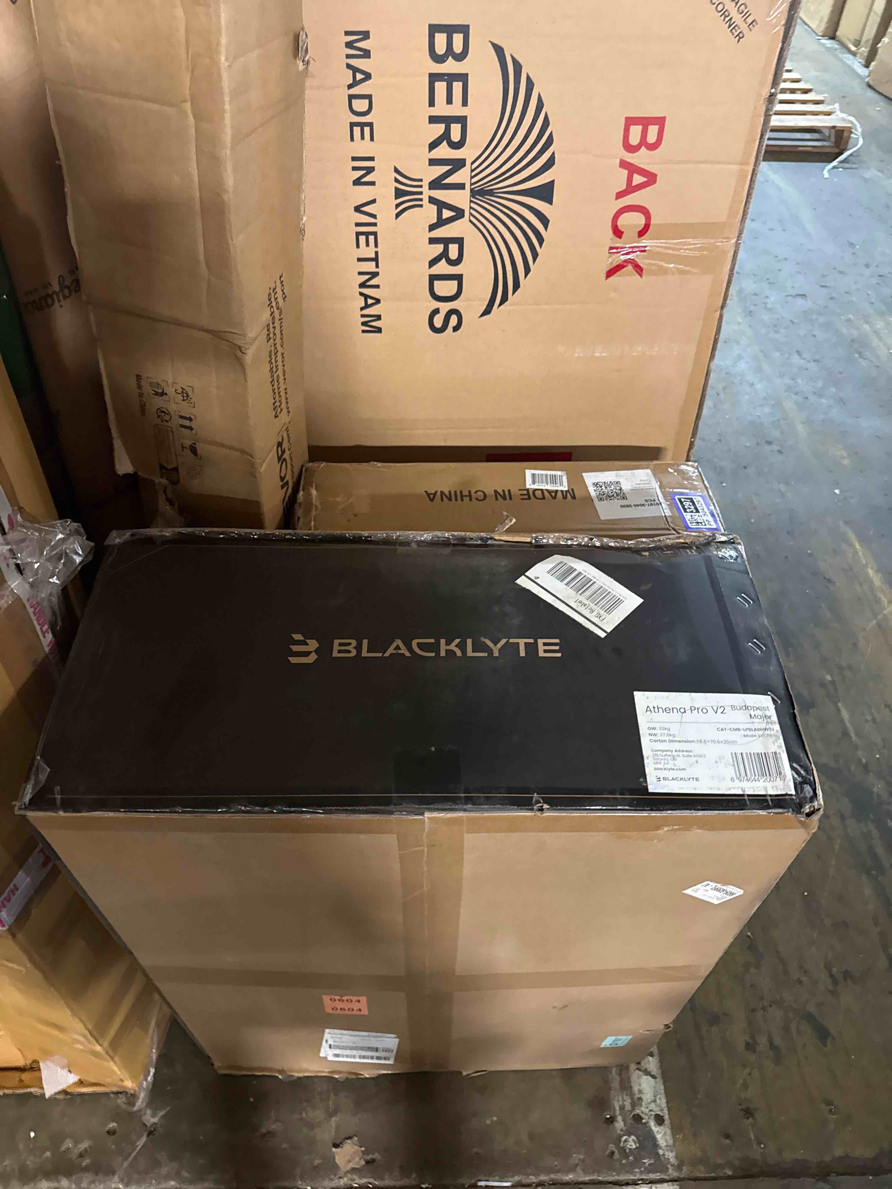 Condition photo showing New/Like New for athena pro gaming chair