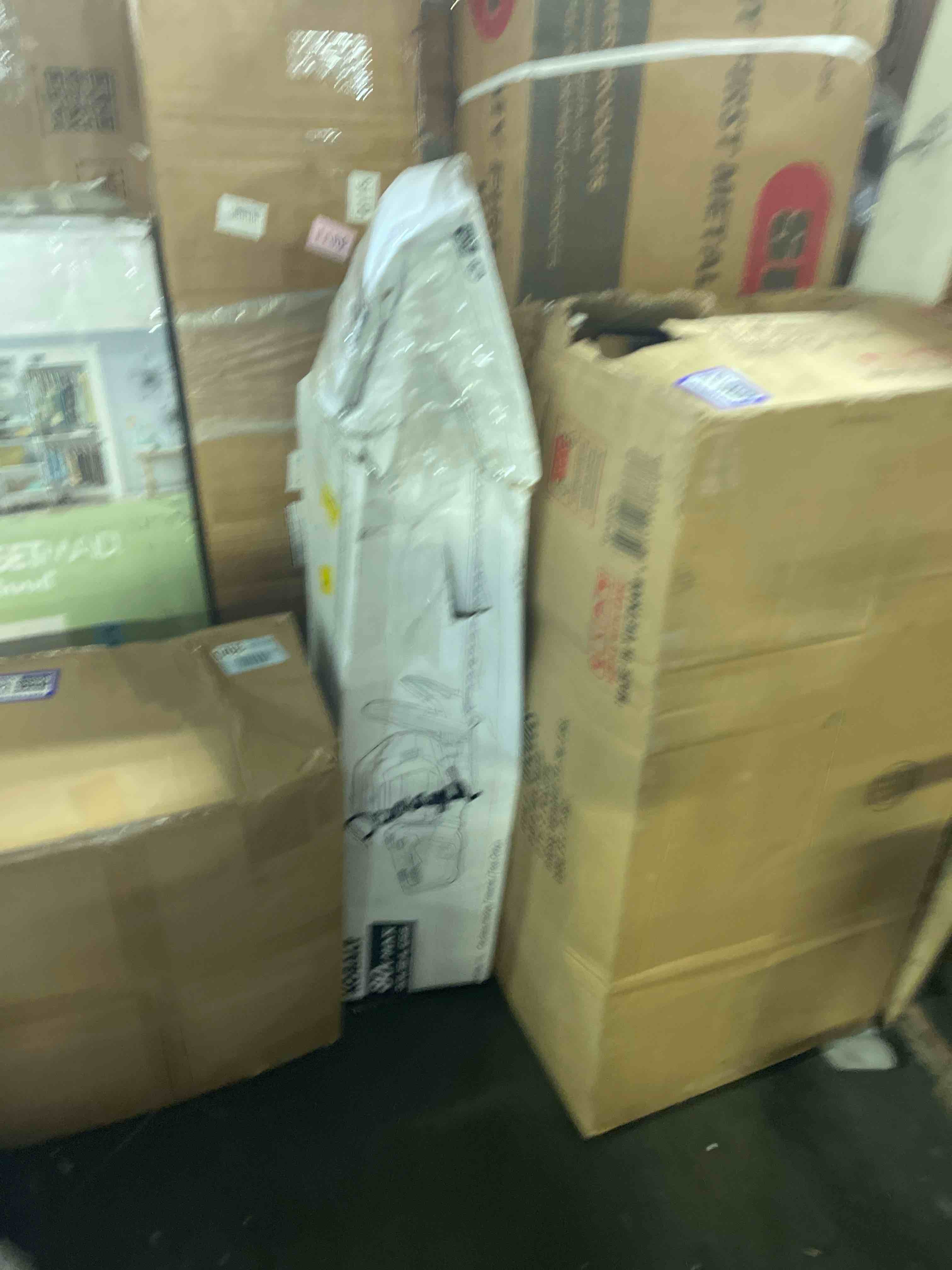 Condition photo showing New/Like New for kobalt 80-volt 26-in battery hedge trimmer 2 ah battery included , charger included