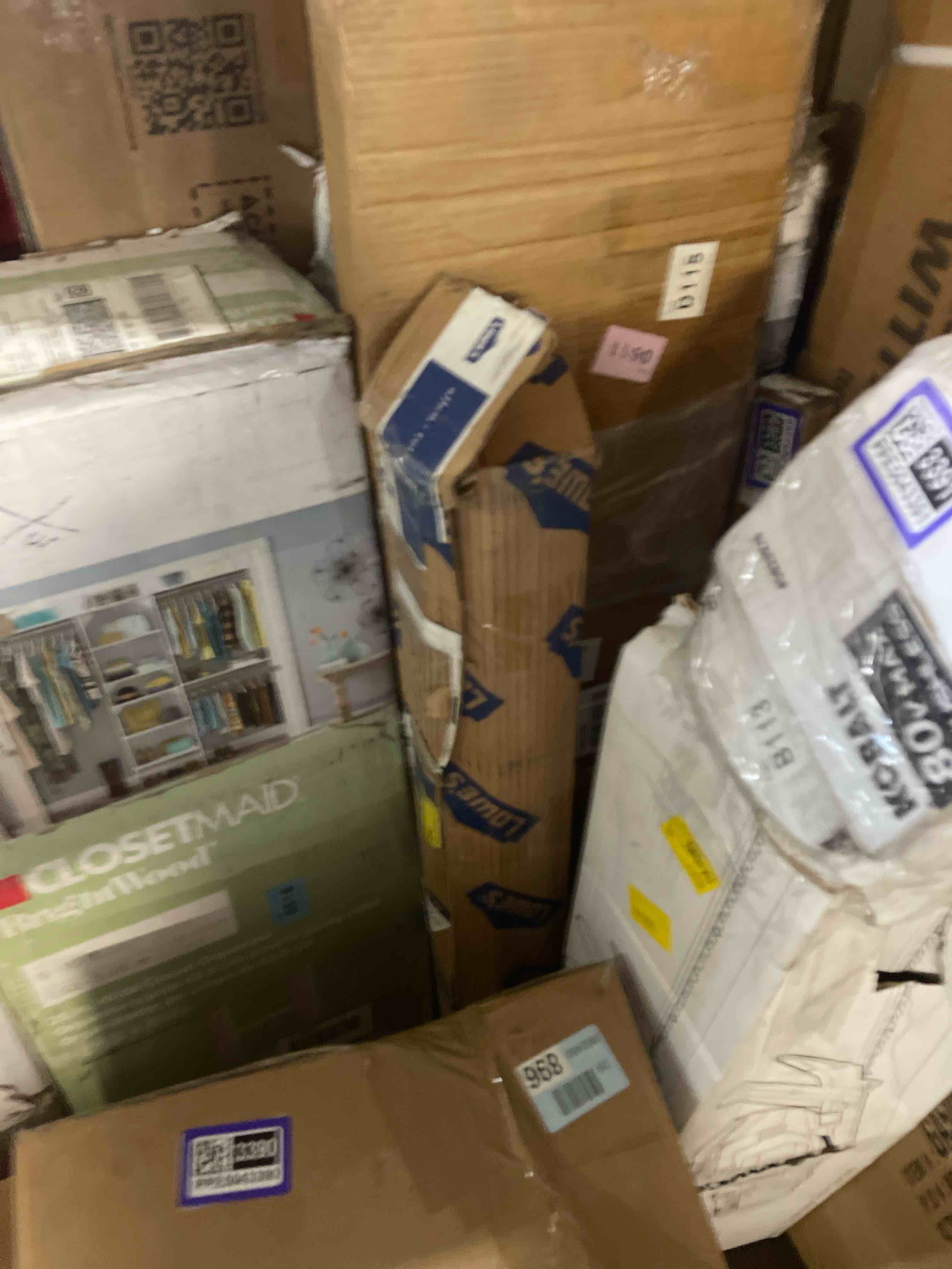 Condition photo showing New/Like New for gen kraft paper 40 lb 18 in x 900 ft
