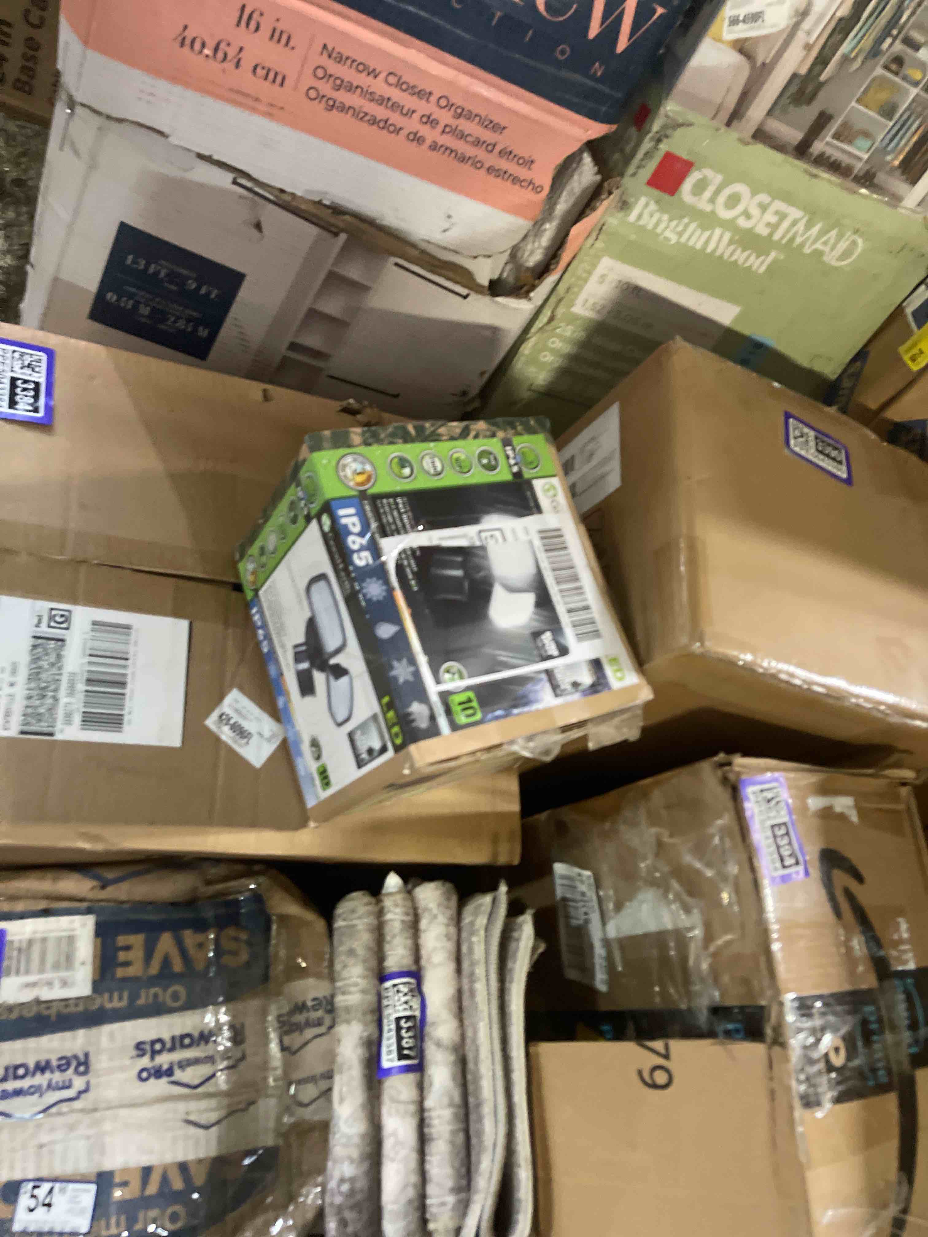 Condition photo showing New/Like New for good earth lighting 240 -degree 150 -wattage equivalent hardwired led bronze 2 -head motion-activated flood light with timer 2500 -lumen