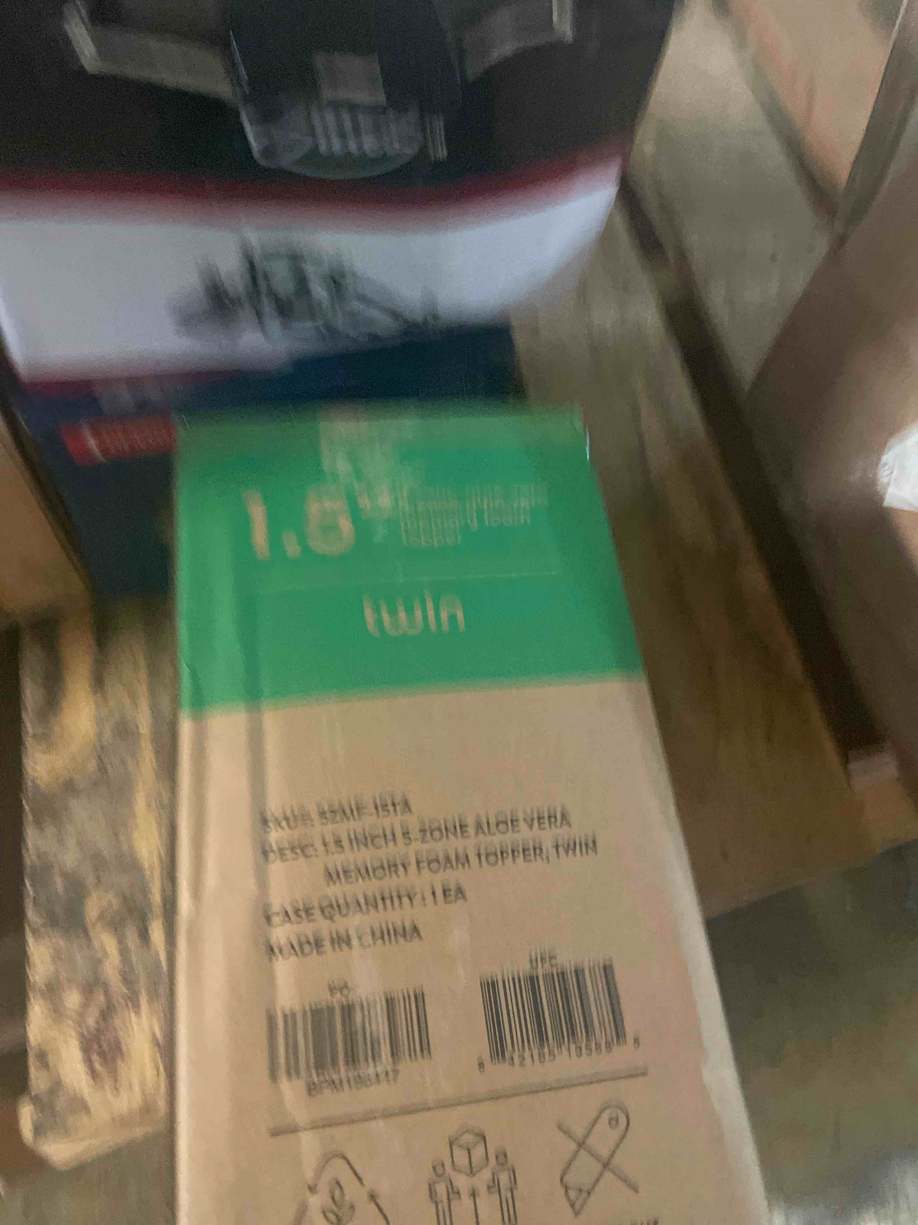 Condition photo showing New/Like New for mellow 1.5 inch 5-zone memory foam mattress topper, calming aloe infusion, dorm essentials, twin aloe 1.5 inch twin 5 zone
