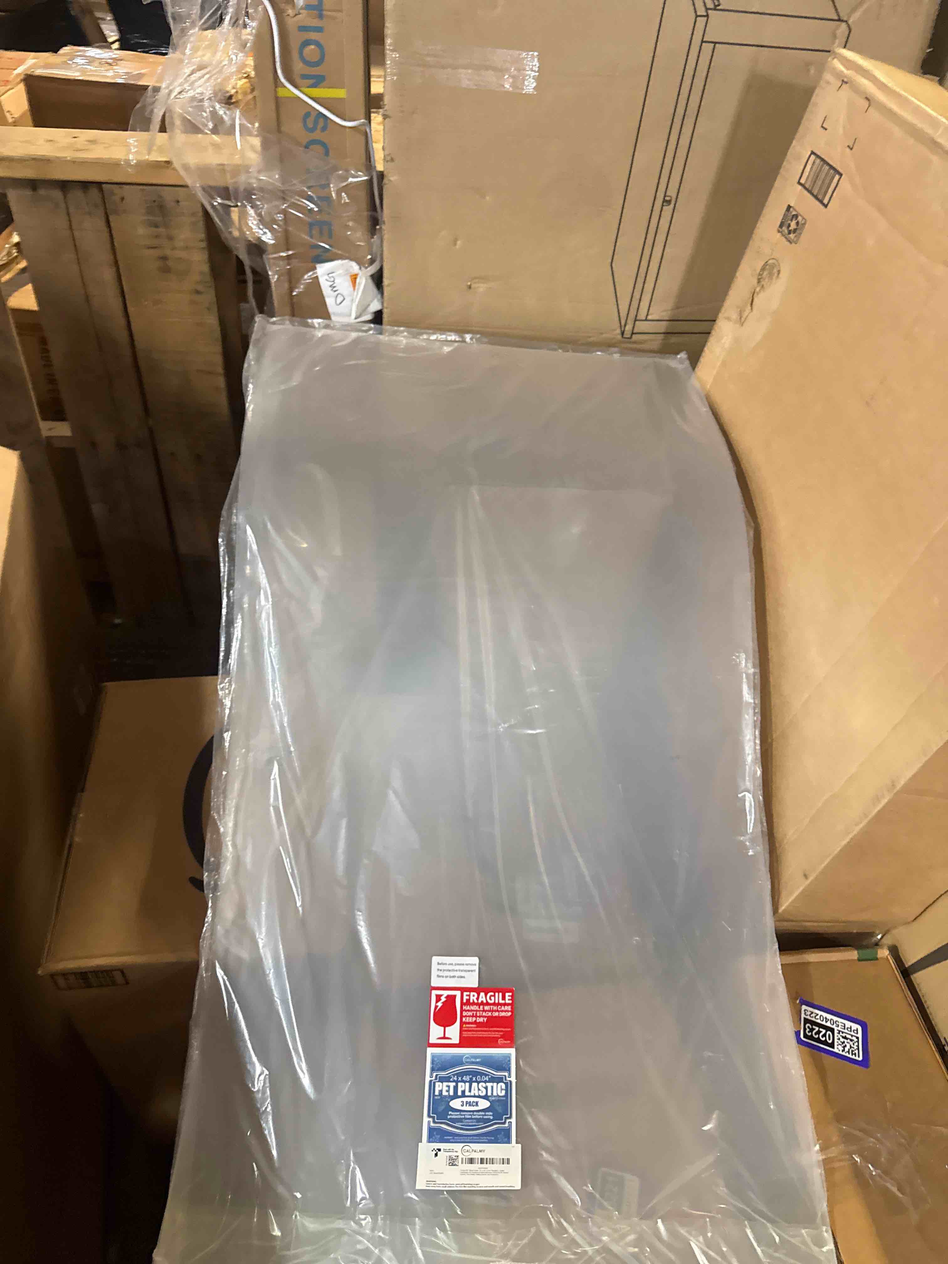 Condition photo showing New/Like New for 3 pack pet sheet panels - 24" x 48" x 0.04" plexiglass - quality lightweight and shatterproof glass alternative perfect for diy sneeze guards, face shields, railing guards, and pet barriers. 24x48", 0.04"(1mm)thick 3