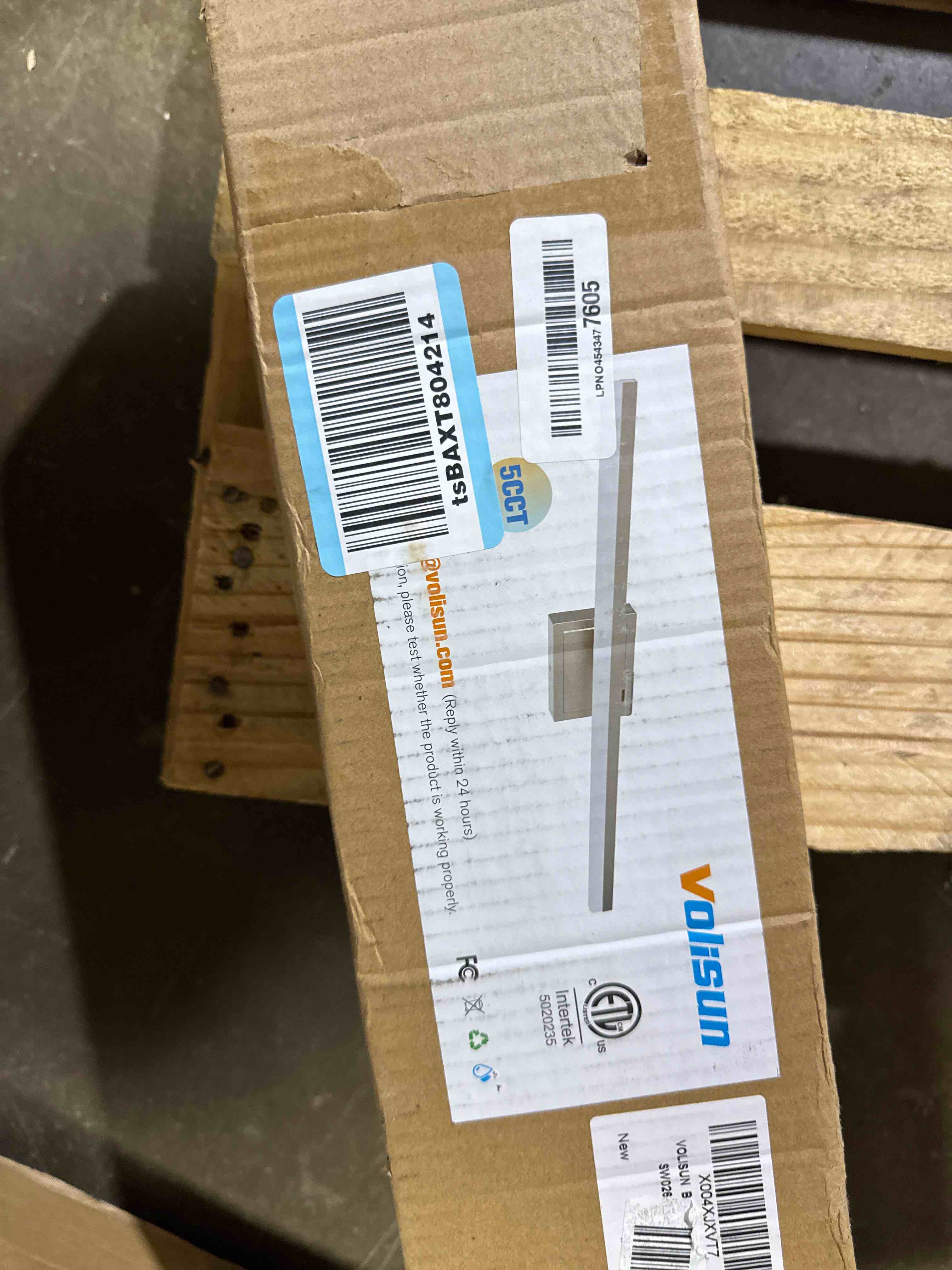 Condition photo showing New/Like New for volisun modern bathroom vanity light 24 inch, rotatable, 24w dimmable 5cct led bathroom light fixture over mirror, brushed nickel bar vanity light for bathrooms mirror restroom-etl certificated brushed nickel 24 inch