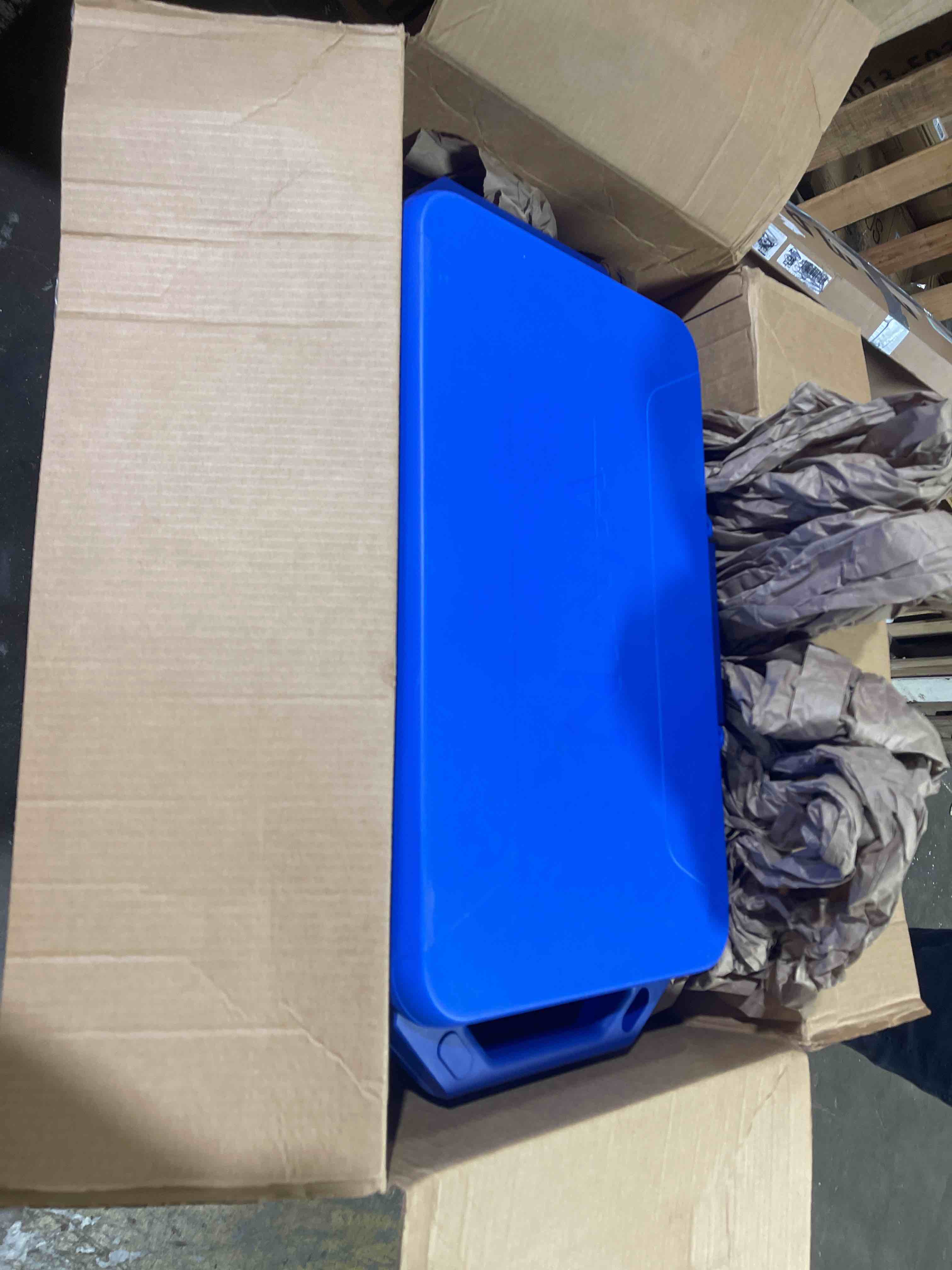 Condition photo showing New/Like New for ninja frostvault 50qt hard cooler with dry zone | integrated fridge-temp dry storage drawer | premium heavy-duty insulated cooler | keeps ice cold for days | luminous blue | fb151cy