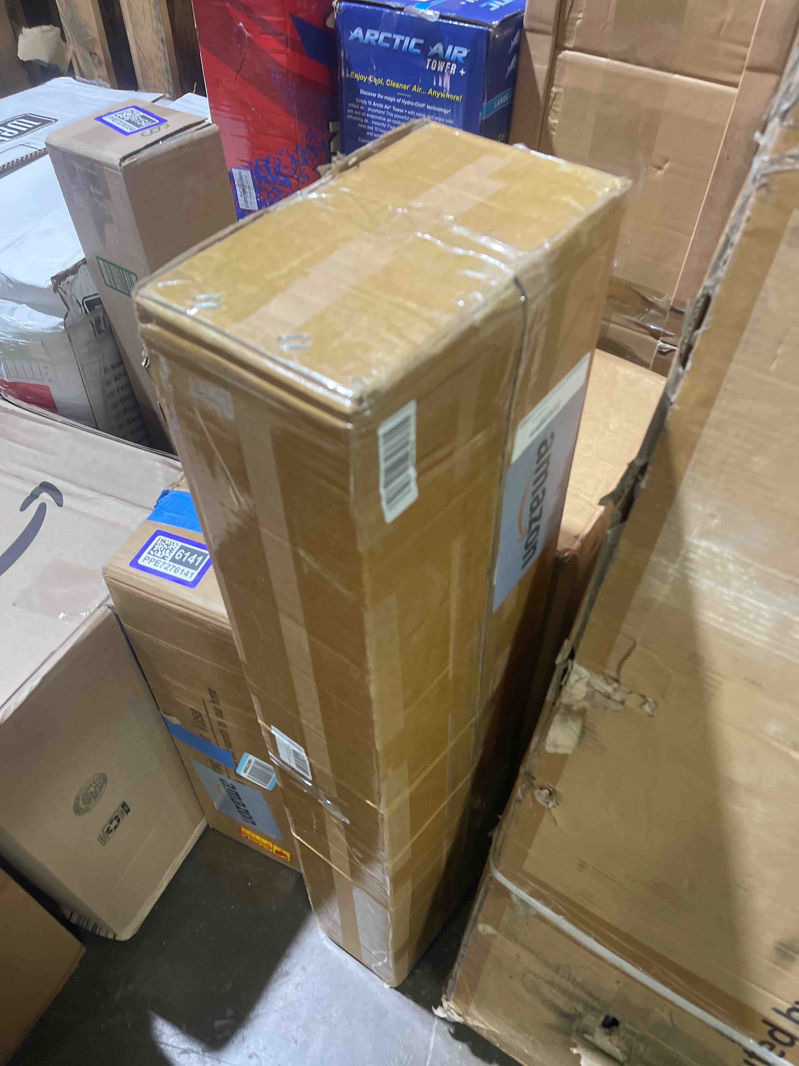 Condition photo showing New/Like New for 10 inch drywall flat finishing box with extension handle adjustable height 40''-64'', aluminum drywall flat finishing box tool finishing mud box for plasterboard wallboard sheetrock gold, adjustable height 40''-64''