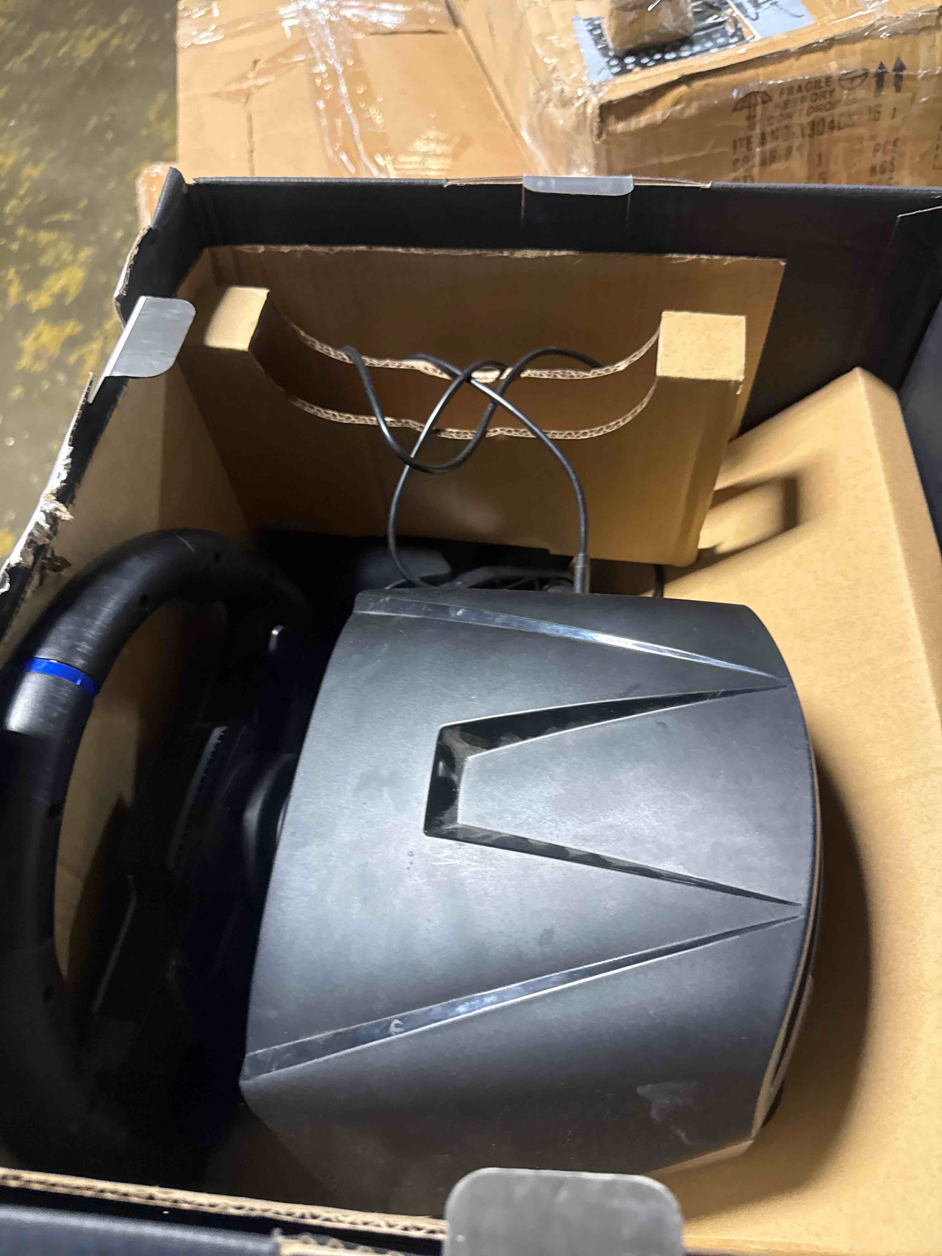 Condition photo showing Good Condition for pxn - v9 gen2 racing wheel - 270&900° car sim steering wheel, 3 pedals, h shifter, app support, vibration feedback - gaming steering wheel for pc, ps4, xbox one, xbox series x/s (used)