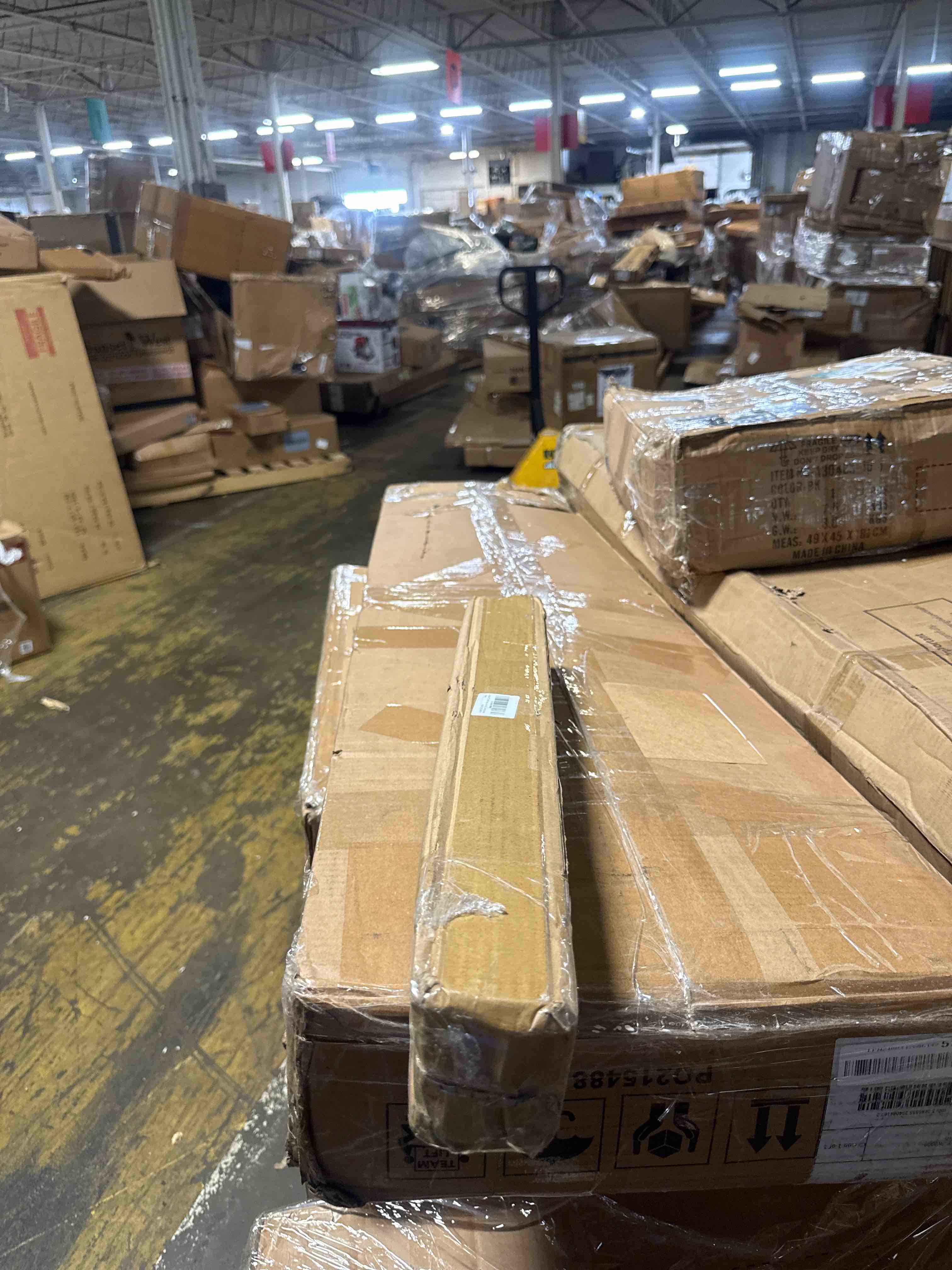 Condition photo showing New/Like New for 1 pair of 22 inch undermount soft close drawer slides 100lb load capacity full extension concealed drawer rails with 3d locking device 1 22 inch