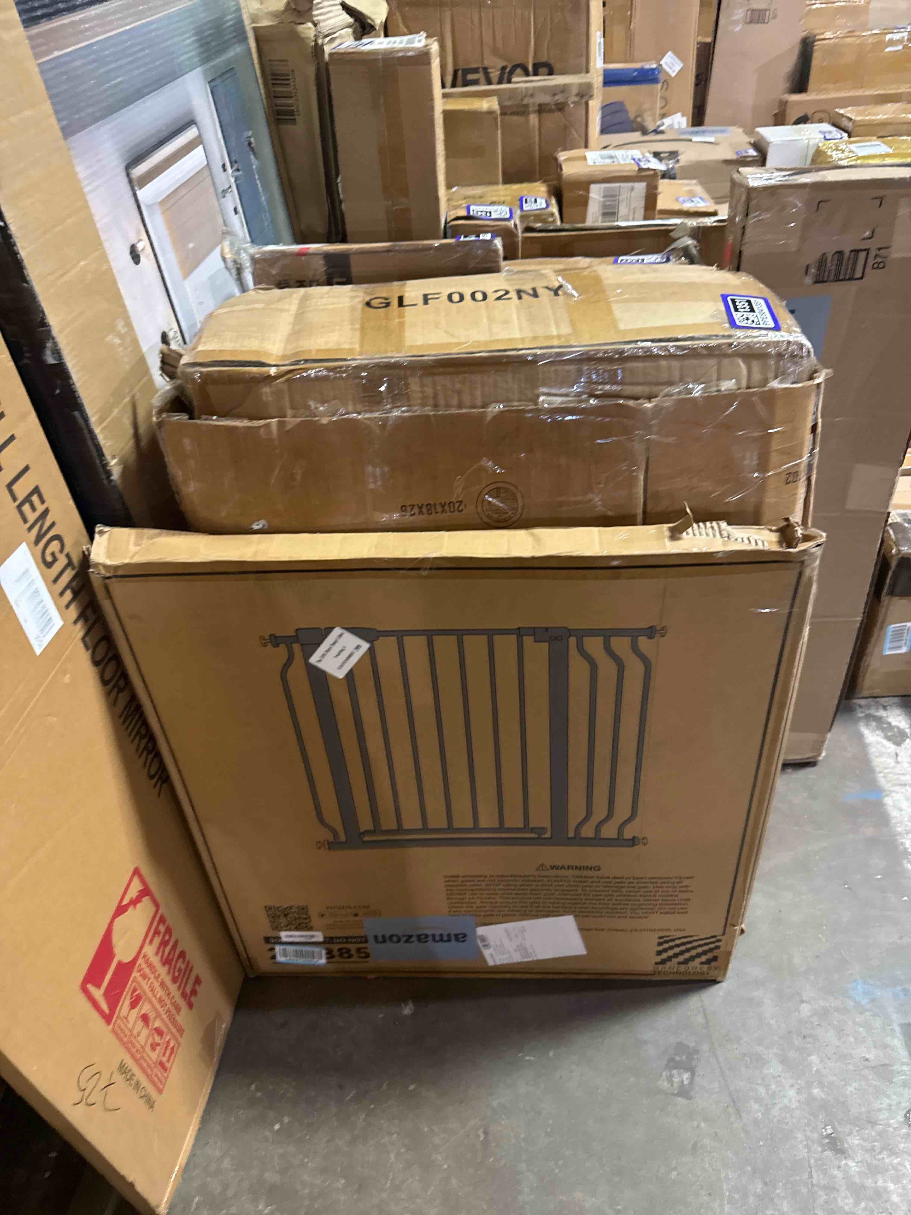 Condition photo showing New/Like New for balancefrom 29.1-?38.?5" easy walk-thru baby and pet safety gate with hold-open and auto-close – adjustable steel barrier for stairs, doorways, and hallways, no drilling installation