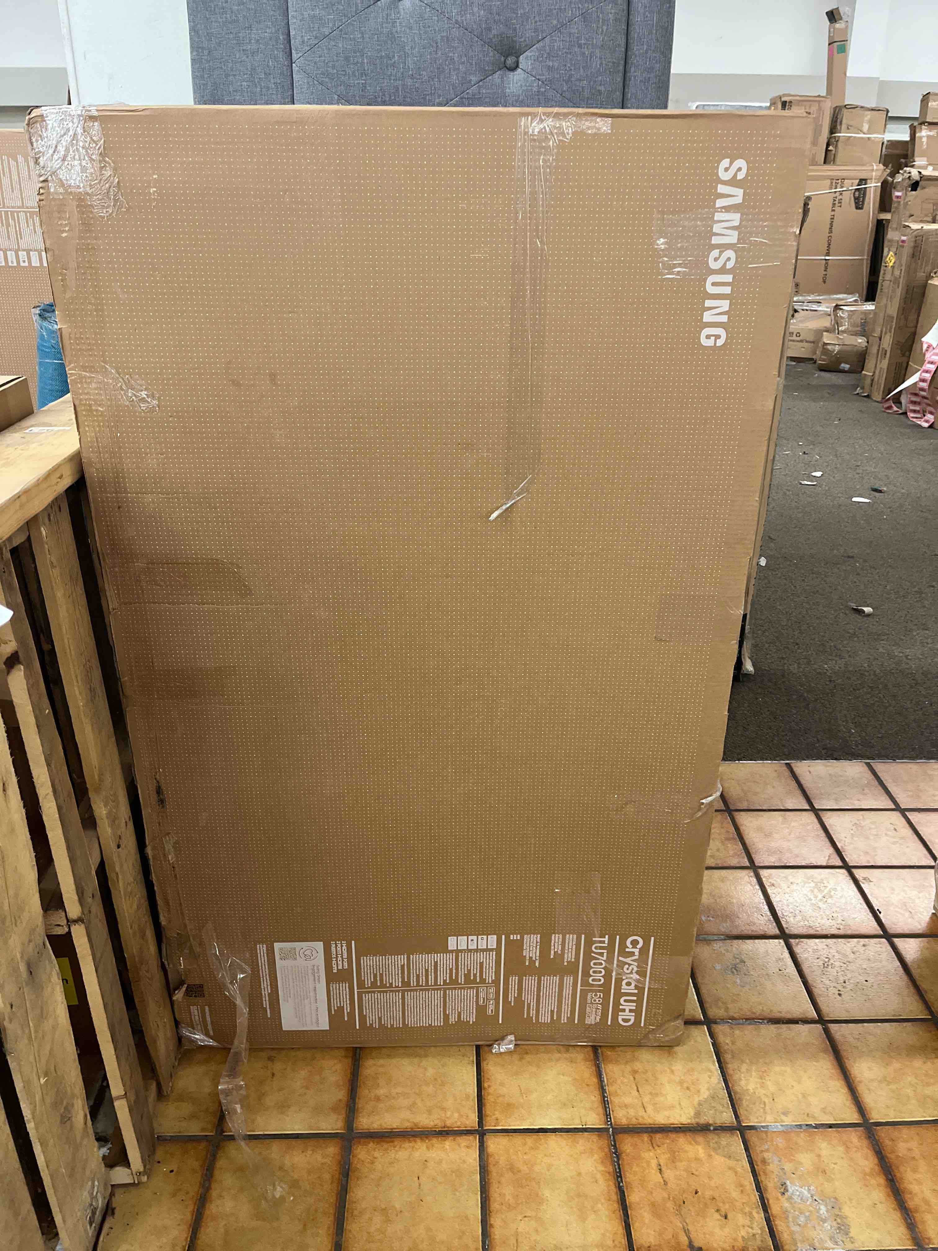 https://s3.amazonaws.com/lotting-images-prod/phillipi/RED3223424_1666117612647.jpeg
