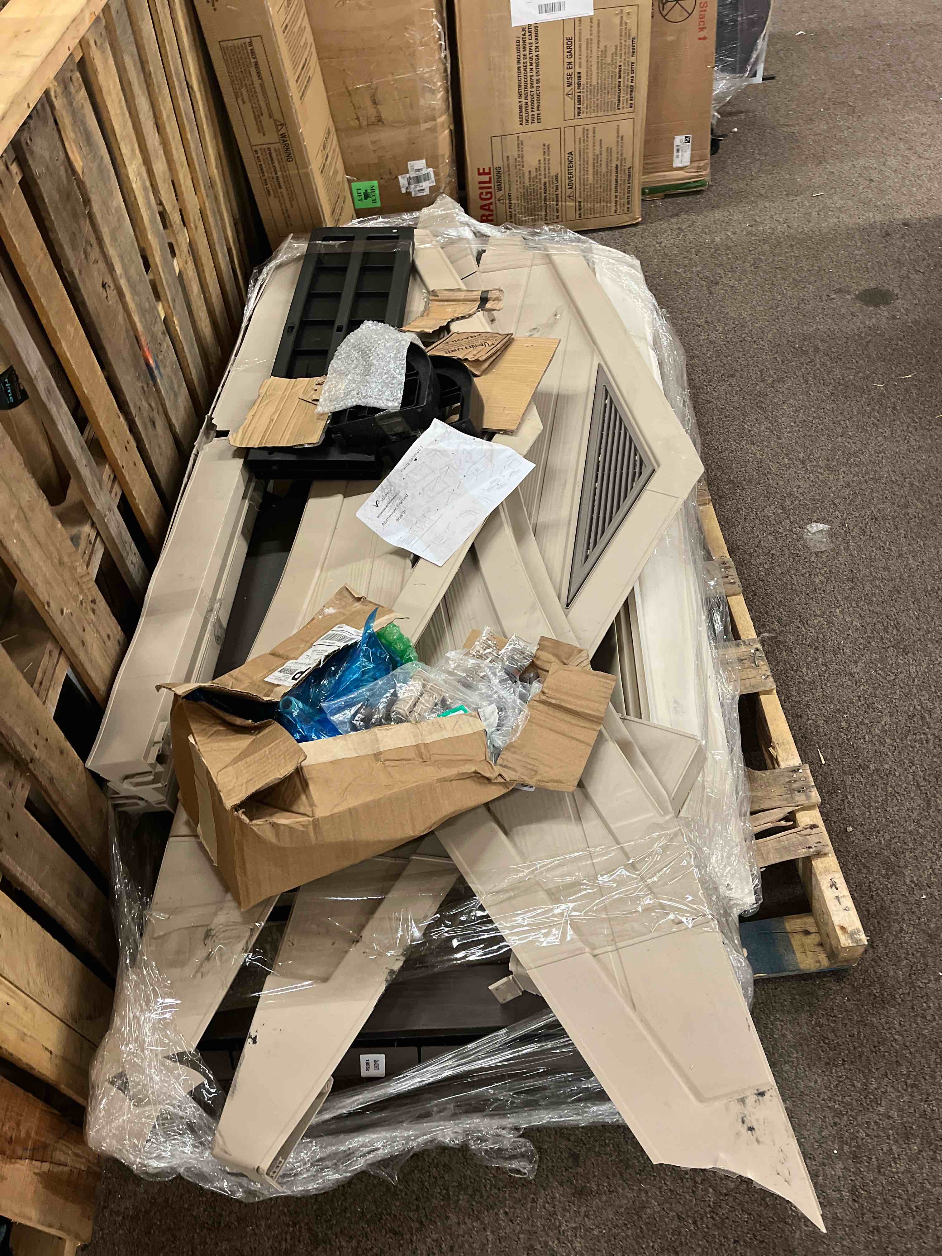 https://s3.amazonaws.com/lotting-images-prod/phillipi/RED3223455_1666110811054.jpeg