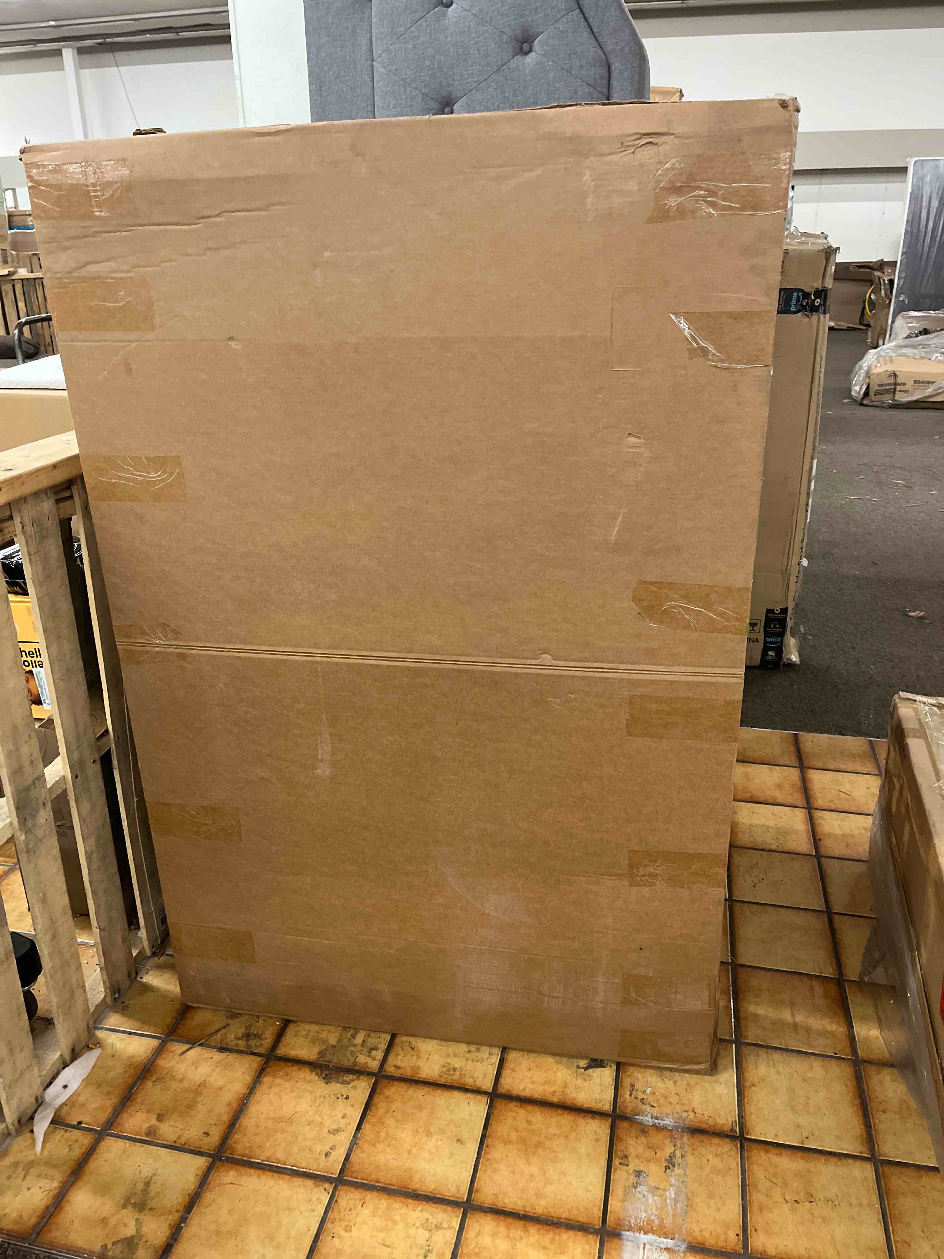https://s3.amazonaws.com/lotting-images-prod/phillipi/RED3223484_1666118204217.jpeg