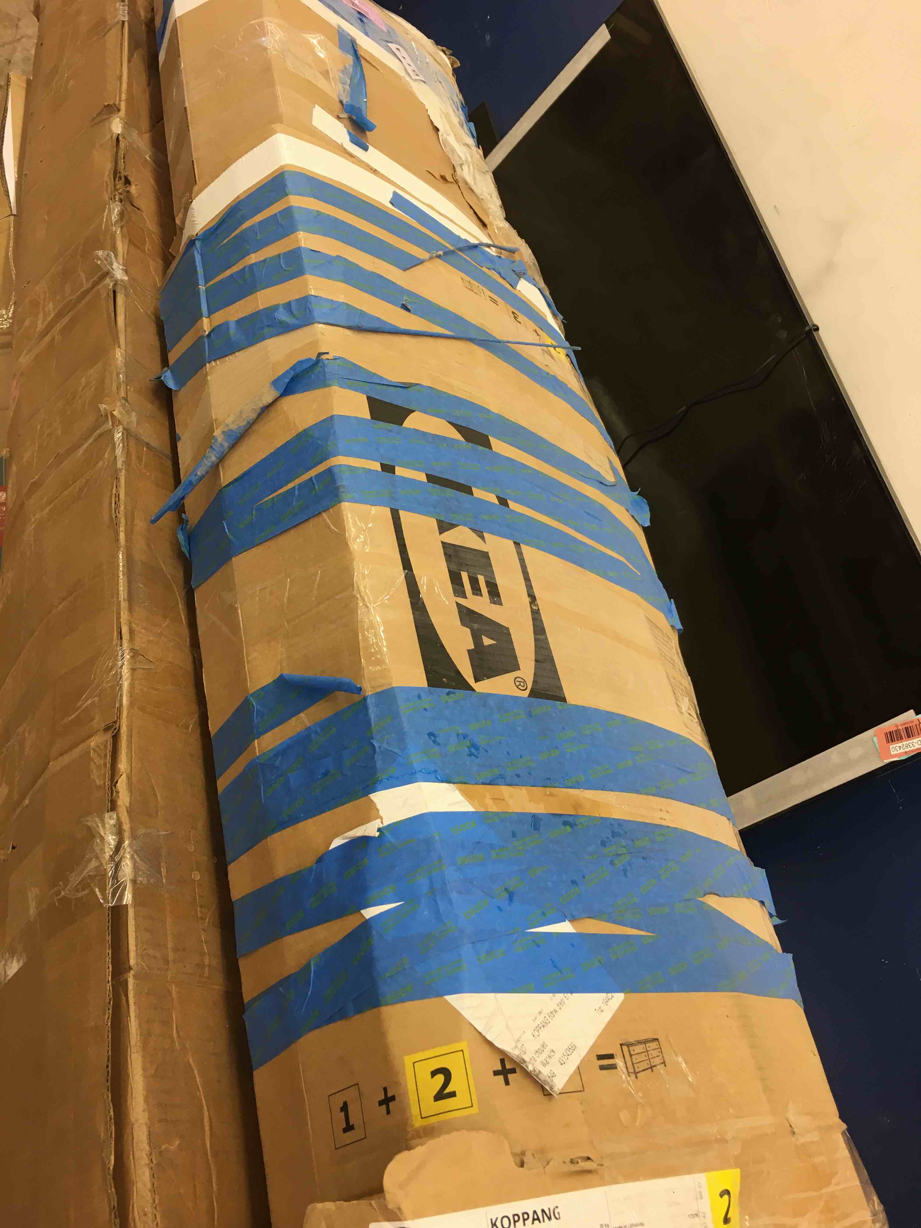 https://s3.amazonaws.com/lotting-images-prod/phillipi/RED3382432_1679944801192.jpeg