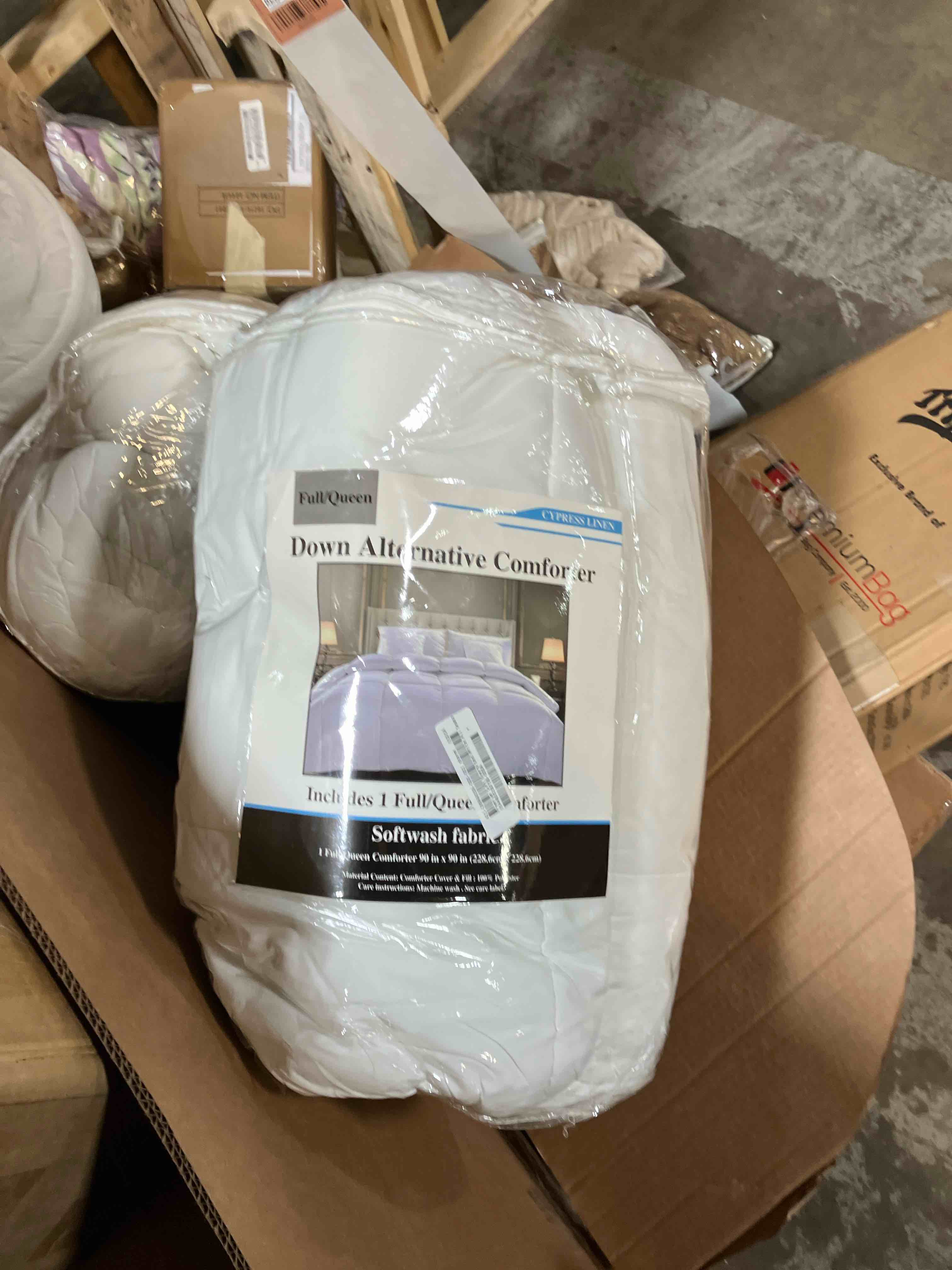https://s3.amazonaws.com/lotting-images-prod/phillipi/RED3764065_1741299872226.jpeg