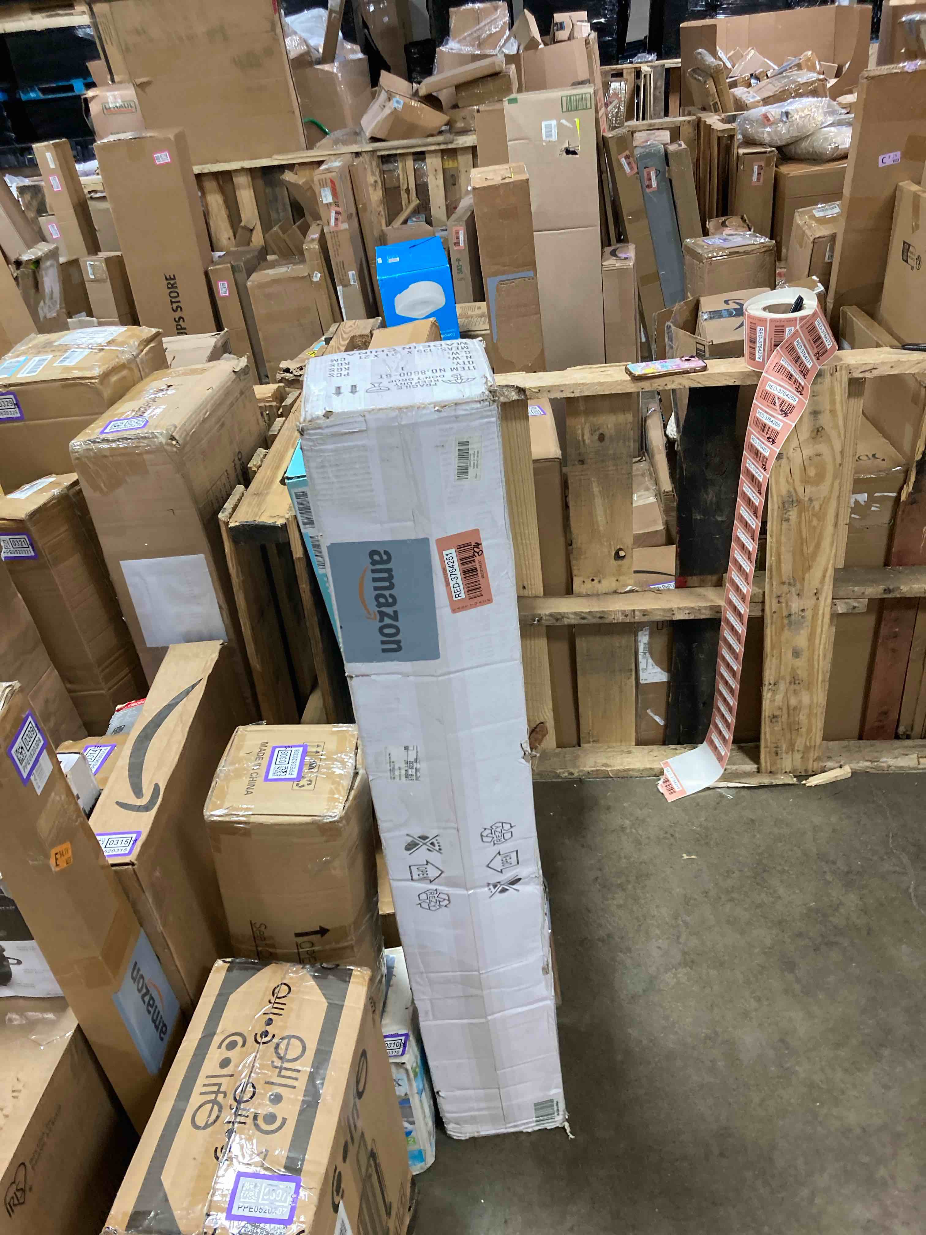 https://s3.amazonaws.com/lotting-images-prod/phillipi/RED3764251_1741981176487.jpeg