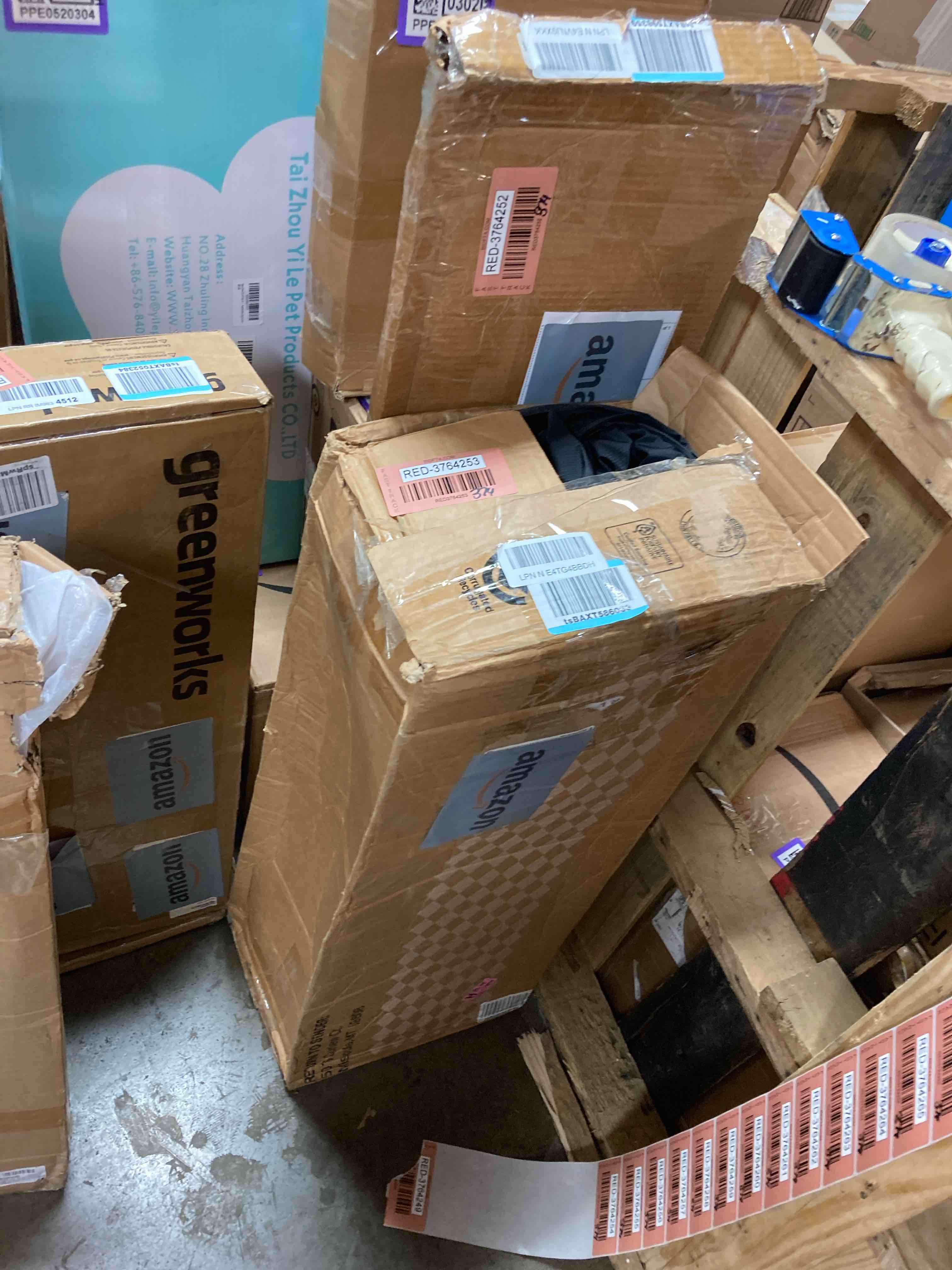 https://s3.amazonaws.com/lotting-images-prod/phillipi/RED3764253_1741982068133.jpeg