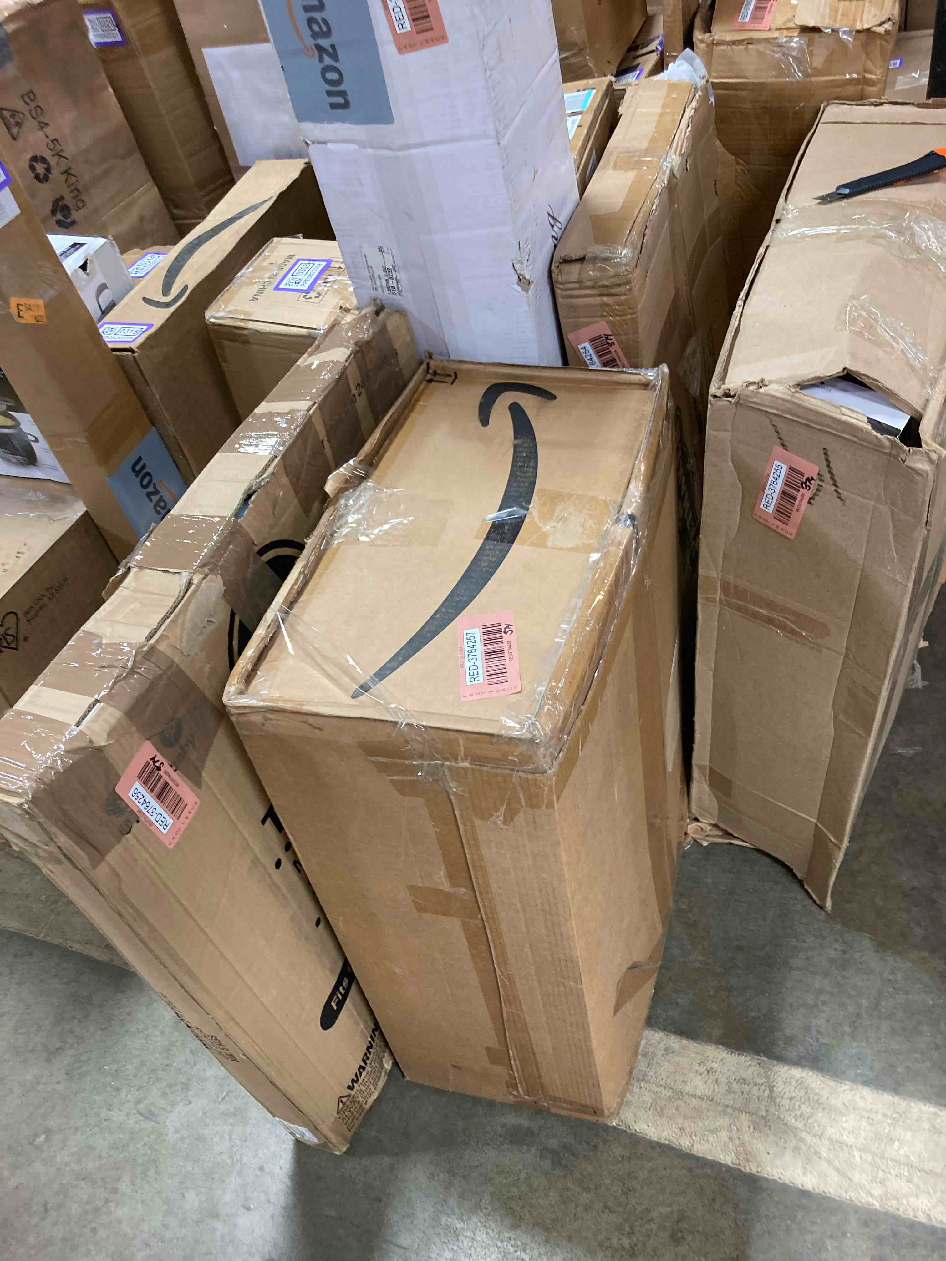 https://s3.amazonaws.com/lotting-images-prod/phillipi/RED3764257_1741982415670.jpeg