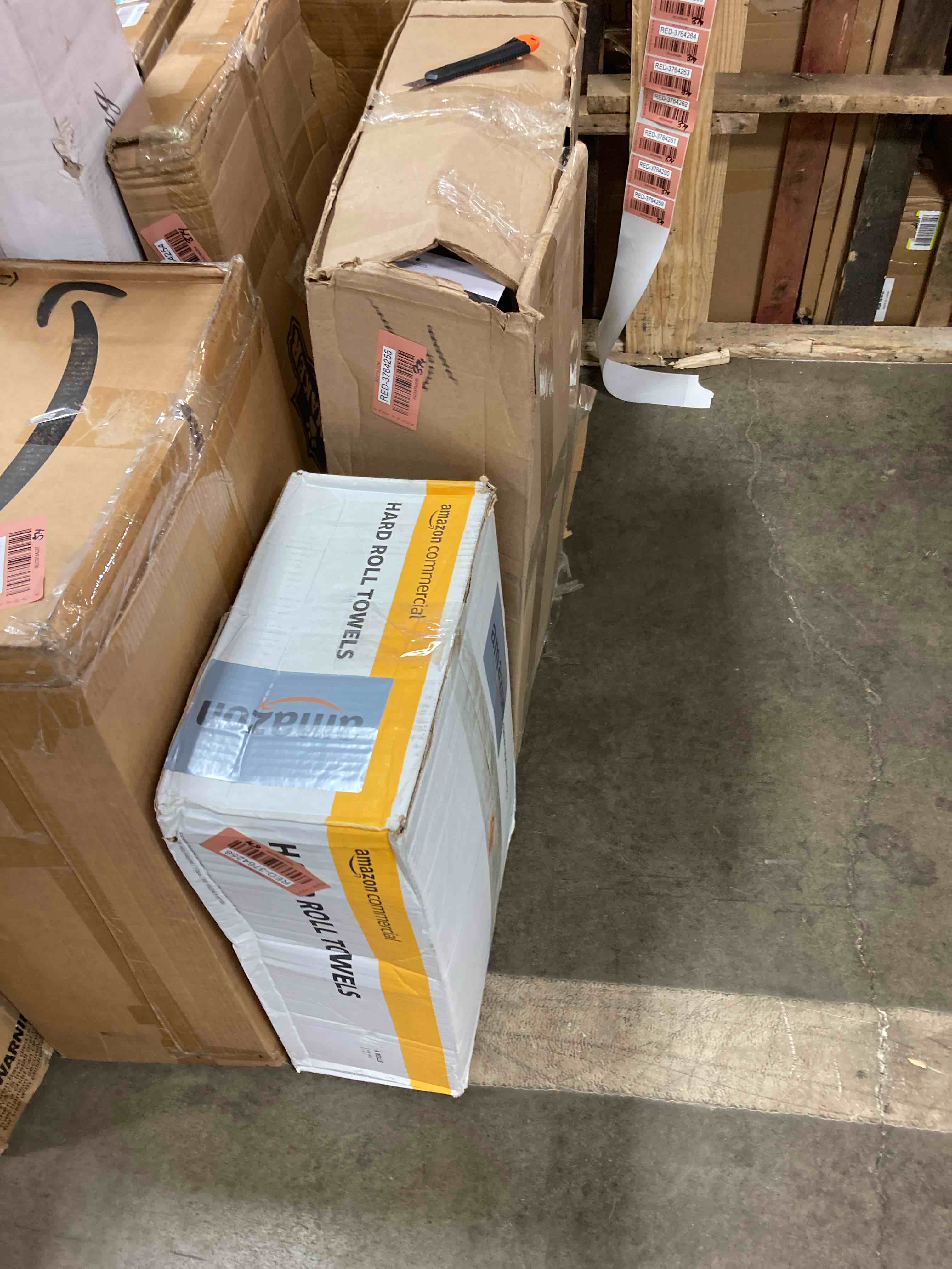 https://s3.amazonaws.com/lotting-images-prod/phillipi/RED3764258_1741982474332.jpeg