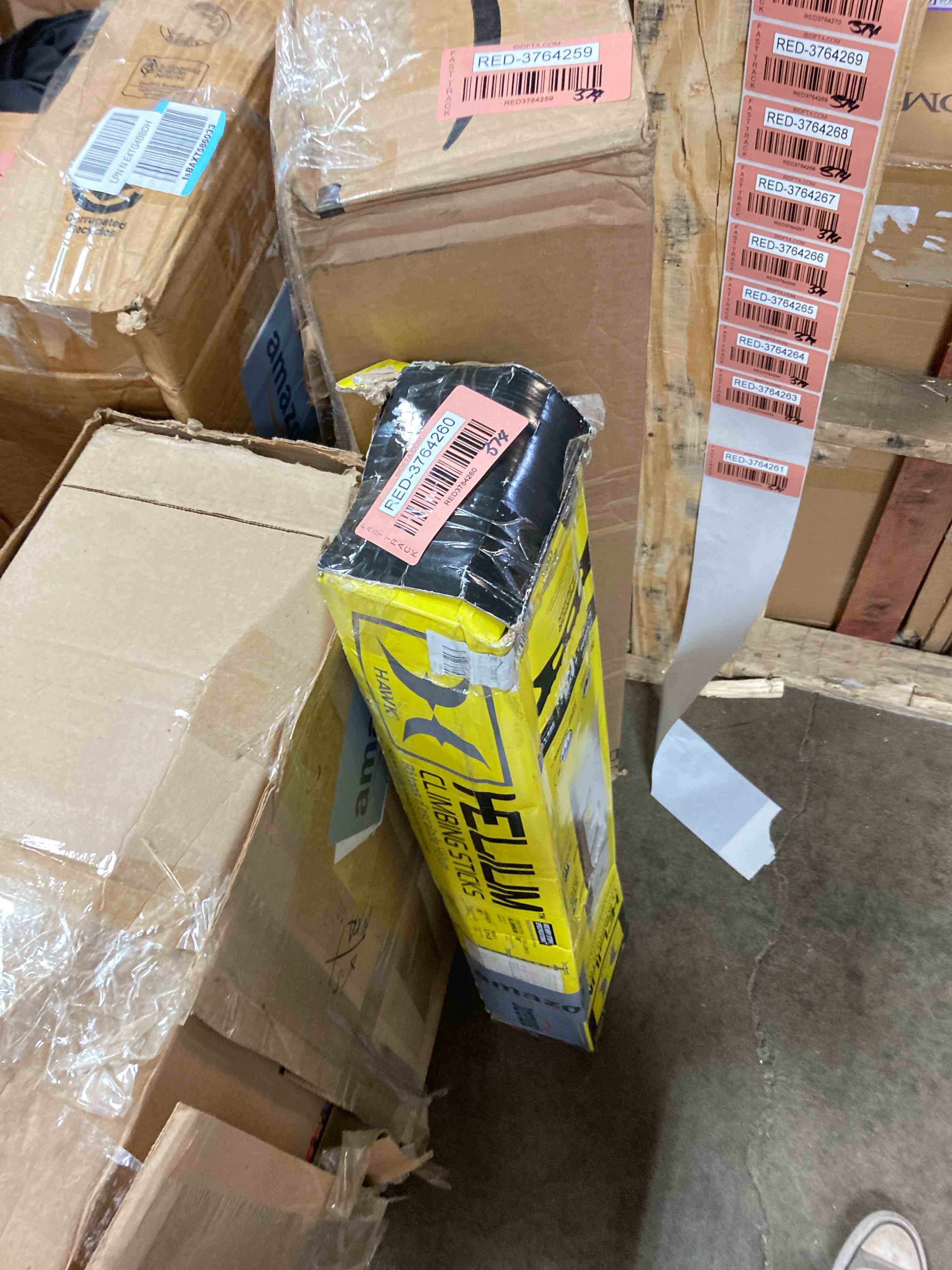 https://s3.amazonaws.com/lotting-images-prod/phillipi/RED3764260_1741982880735.jpeg