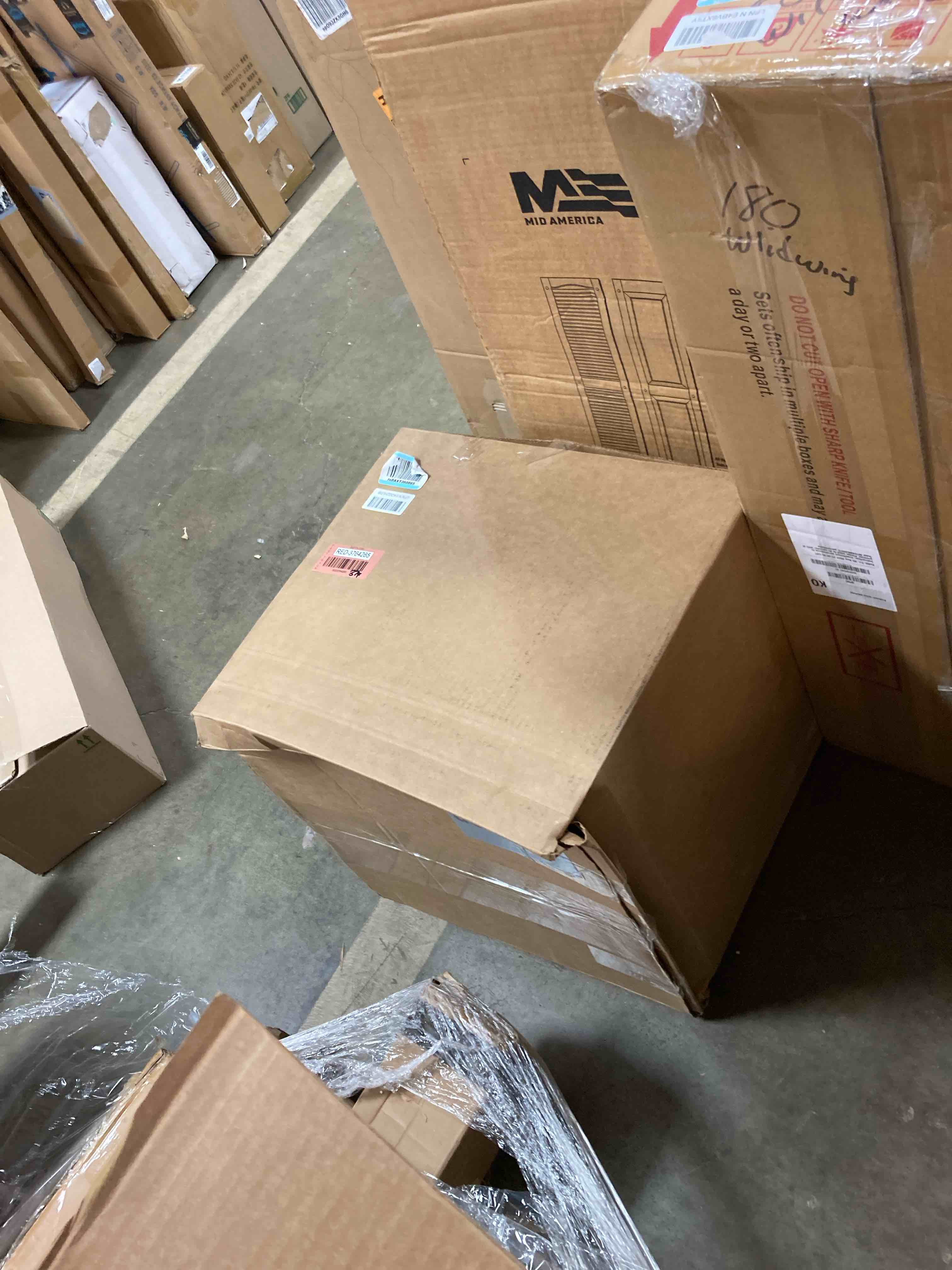 https://s3.amazonaws.com/lotting-images-prod/phillipi/RED3764265_1741983227810.jpeg