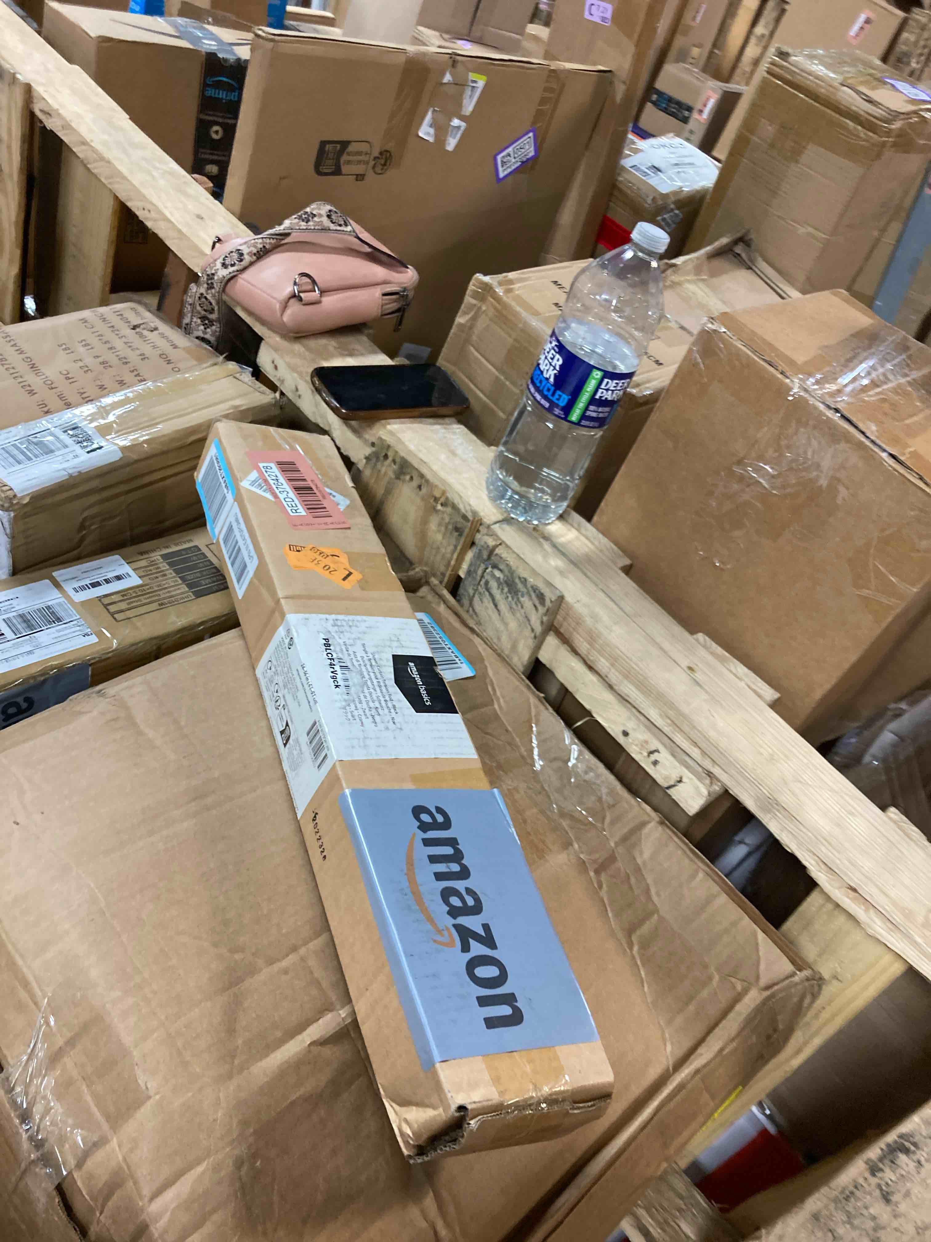 https://s3.amazonaws.com/lotting-images-prod/phillipi/RED3764278_1741983938977.jpeg