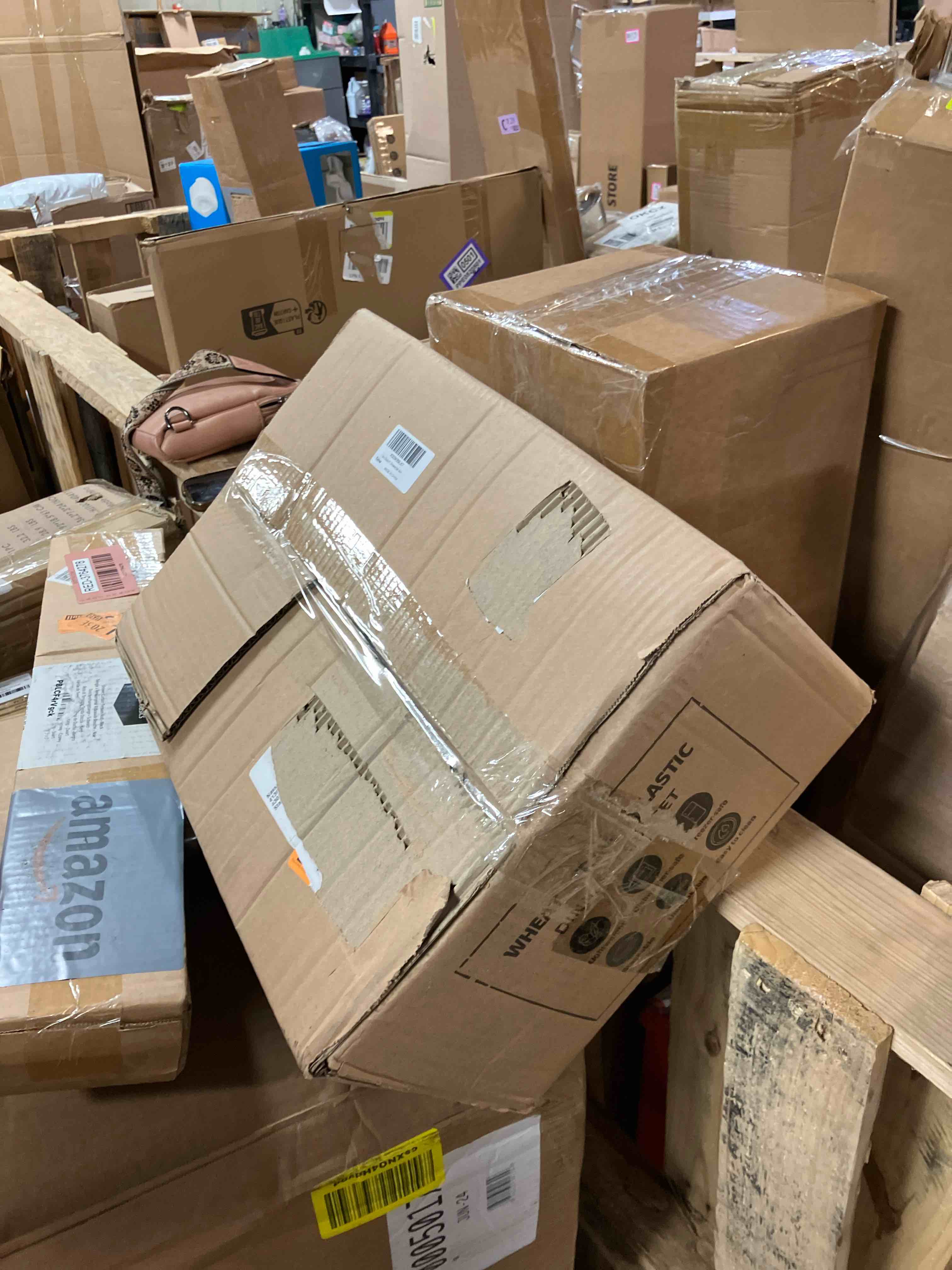 https://s3.amazonaws.com/lotting-images-prod/phillipi/RED3764281_1741983996650.jpeg