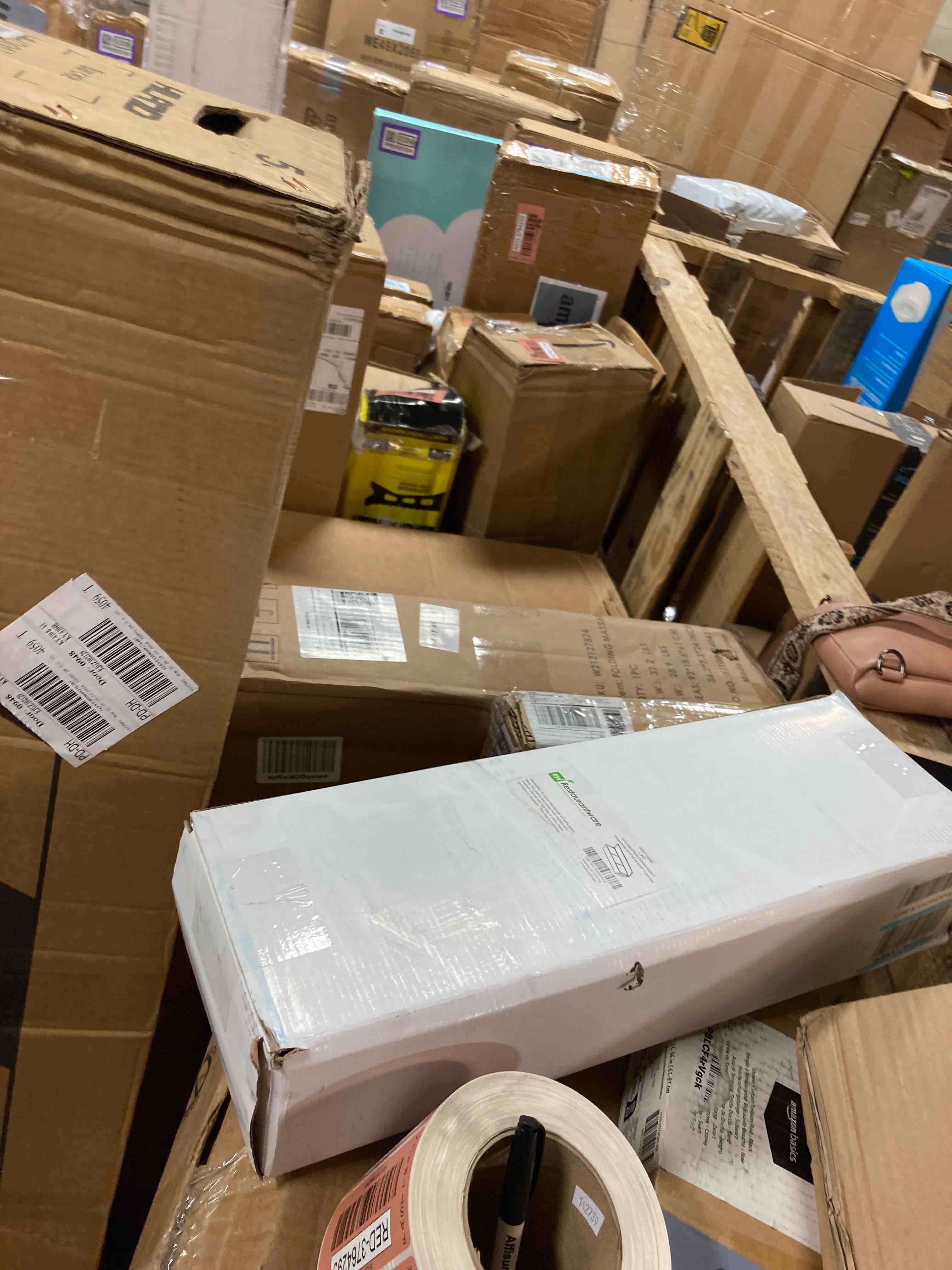 https://s3.amazonaws.com/lotting-images-prod/phillipi/RED3764282_1741984051013.jpeg