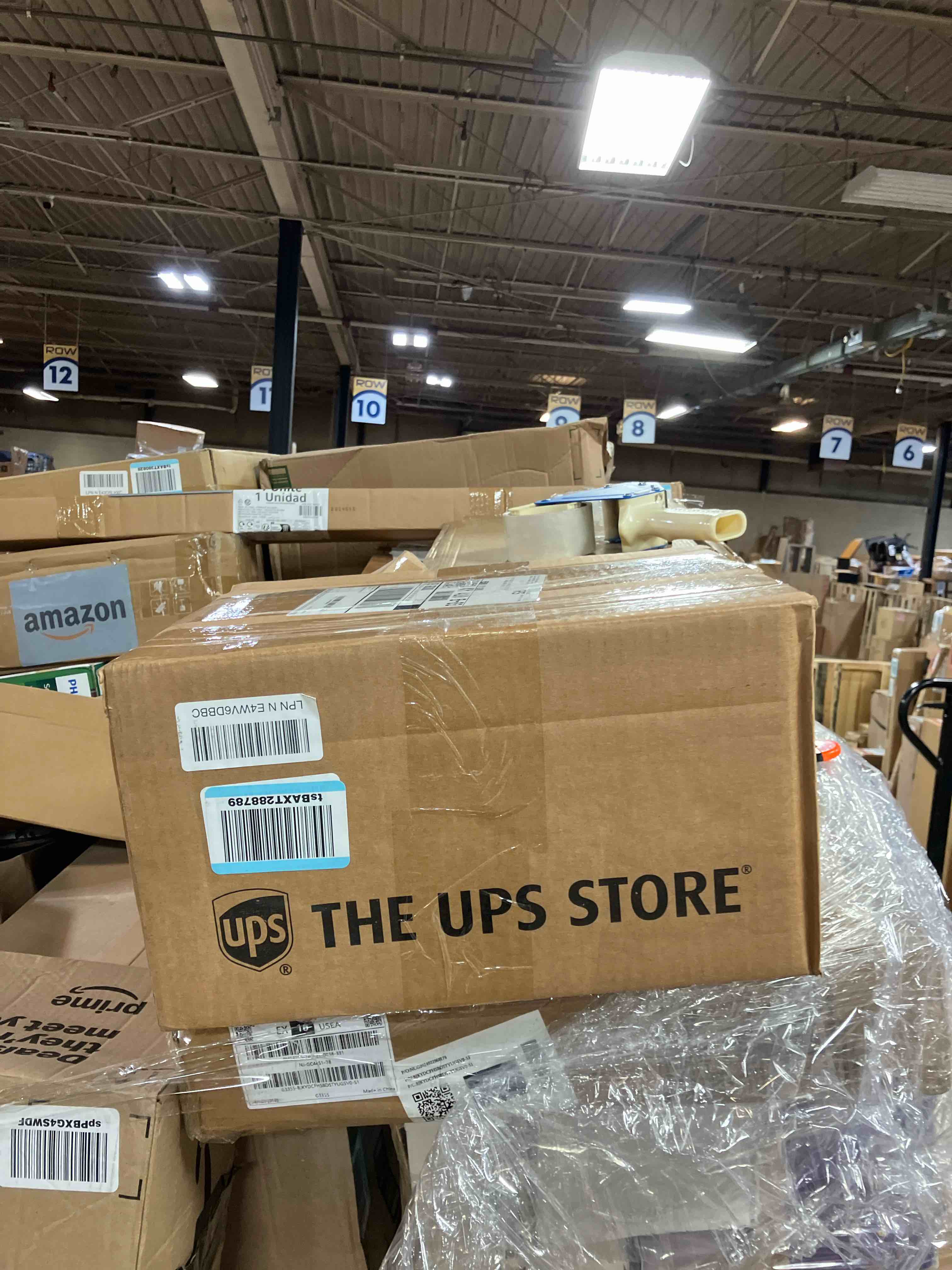 https://s3.amazonaws.com/lotting-images-prod/phillipi/RED3764286_1741984180405.jpeg