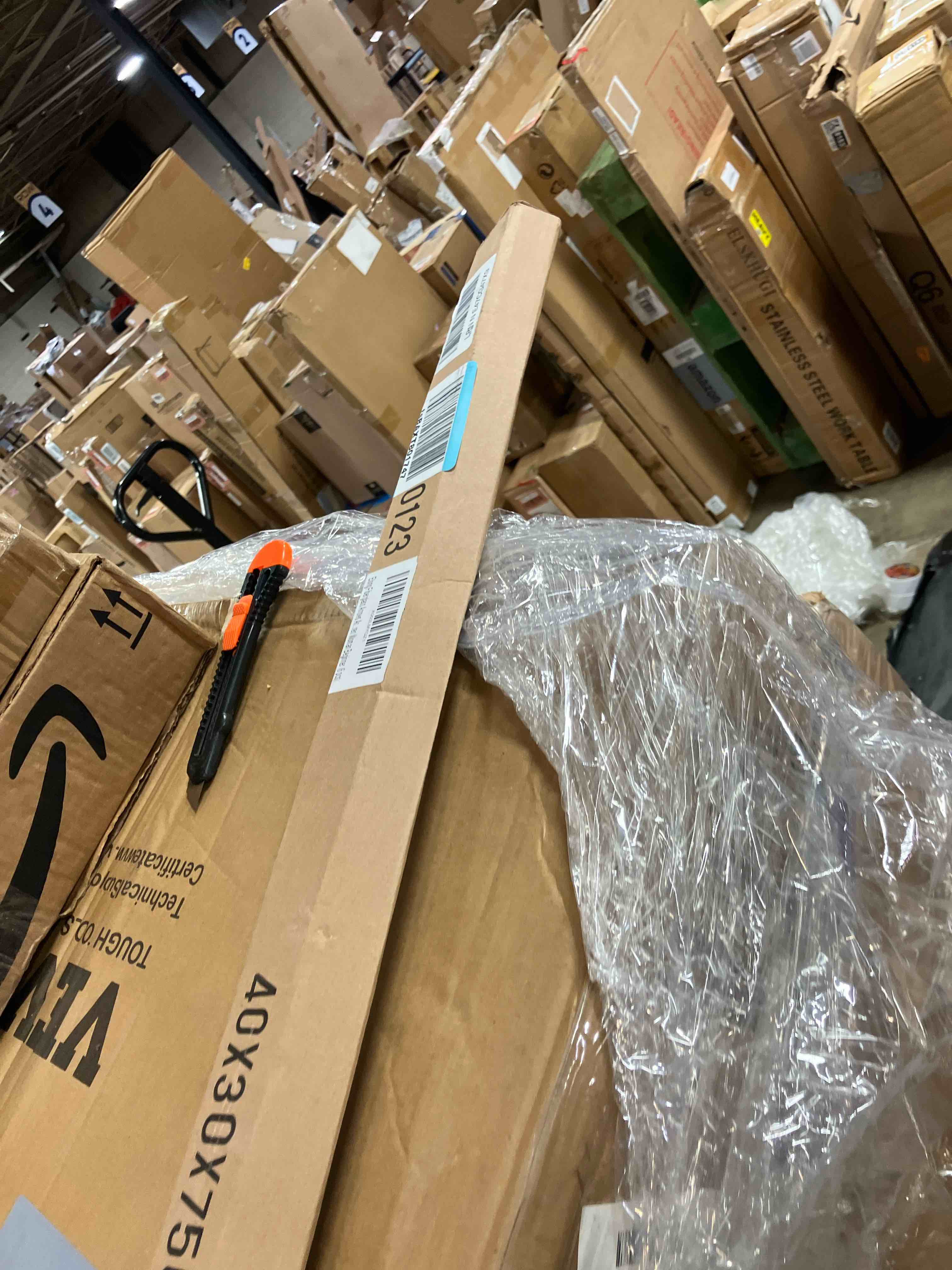 https://s3.amazonaws.com/lotting-images-prod/phillipi/RED3764290_1741984289335.jpeg