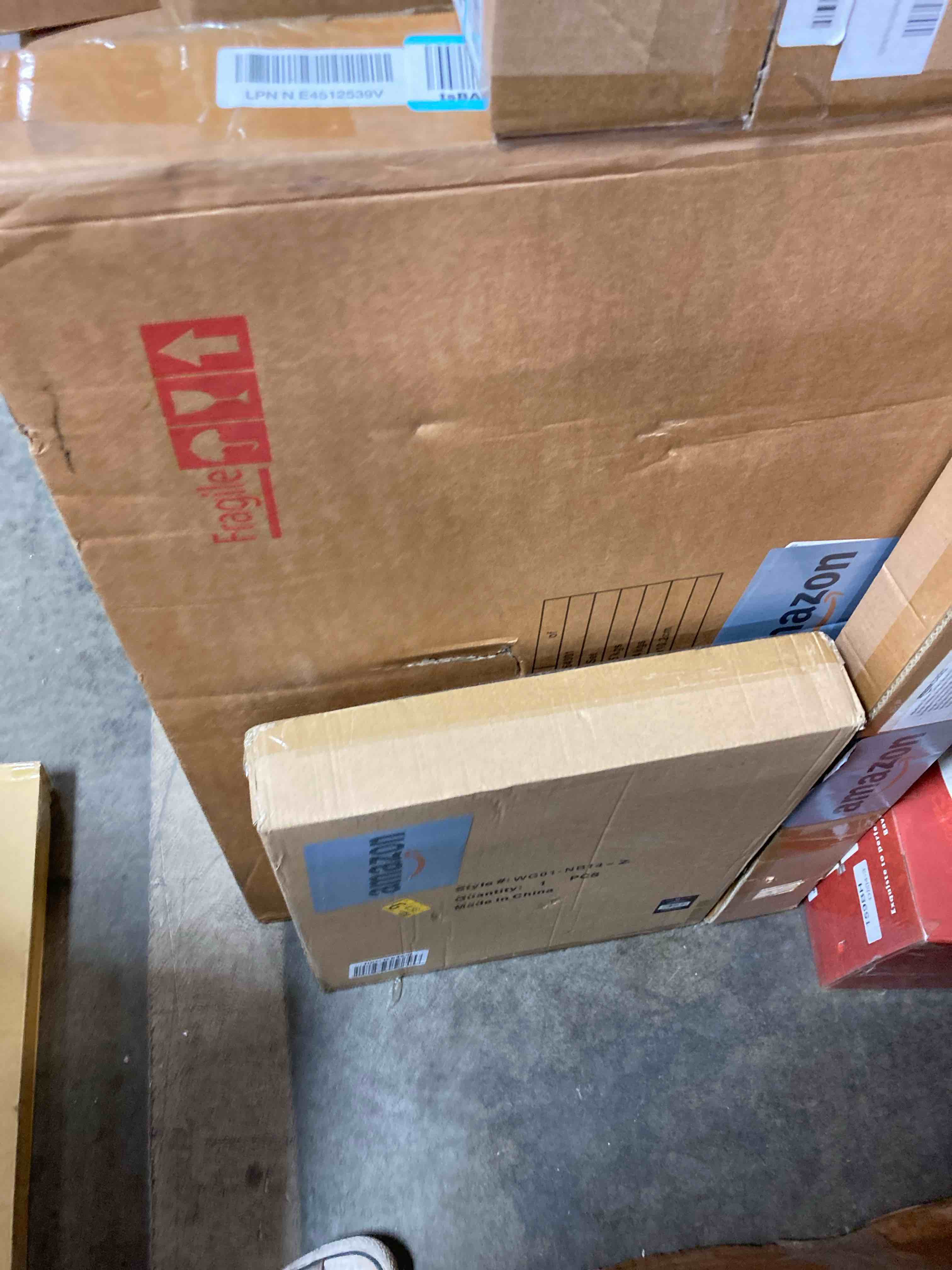 https://s3.amazonaws.com/lotting-images-prod/phillipi/RED3764293_1741984500747.jpeg