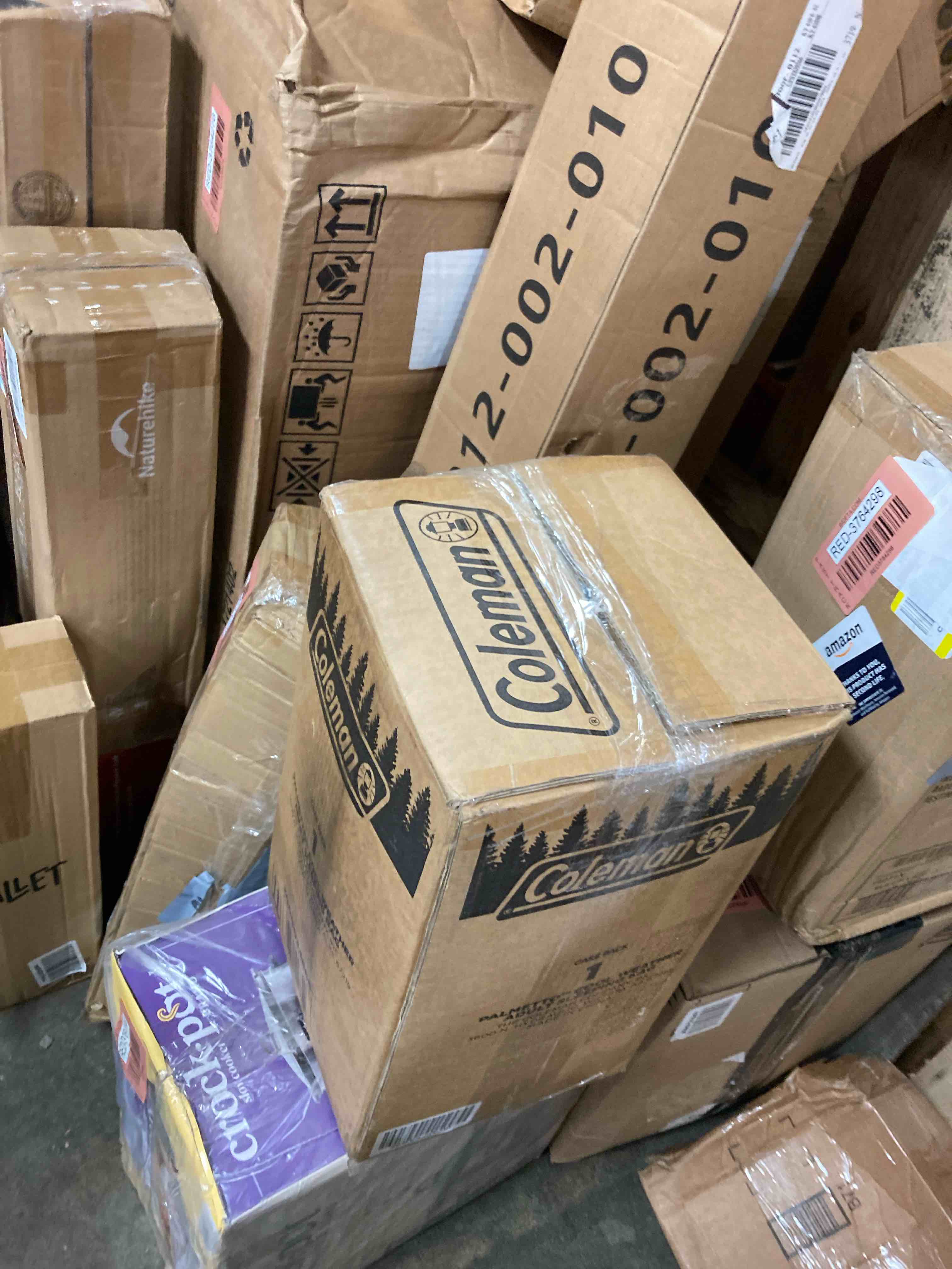 https://s3.amazonaws.com/lotting-images-prod/phillipi/RED3764300_1741984915841.jpeg