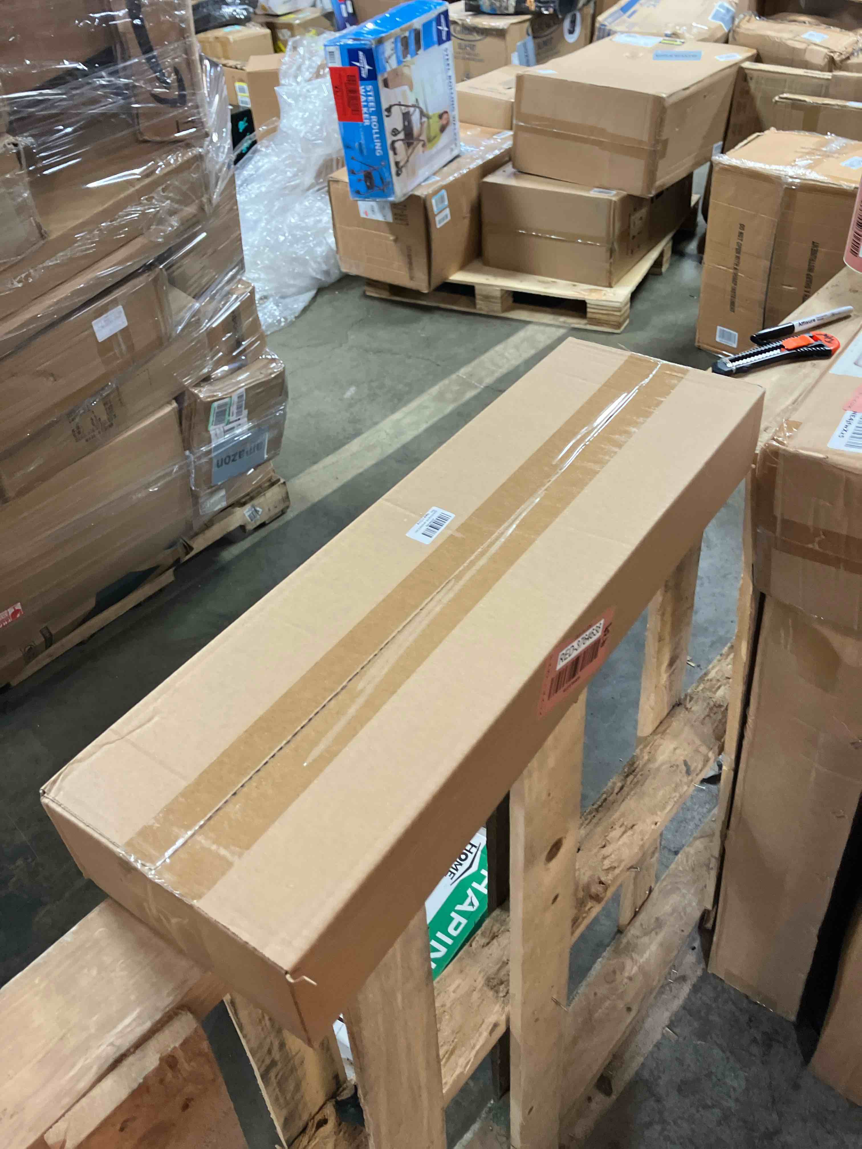 https://s3.amazonaws.com/lotting-images-prod/phillipi/RED3764638_1743001897592.jpeg
